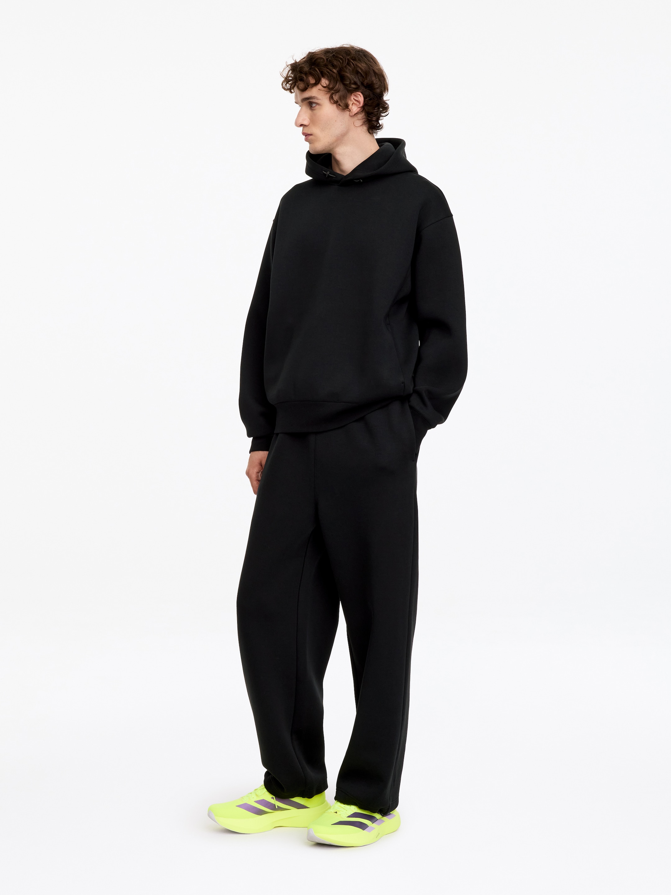 Felpa con cappuccio ARKET ACTIVE - Nero - Loose fit - men - StillMedia/Lookbook - 3