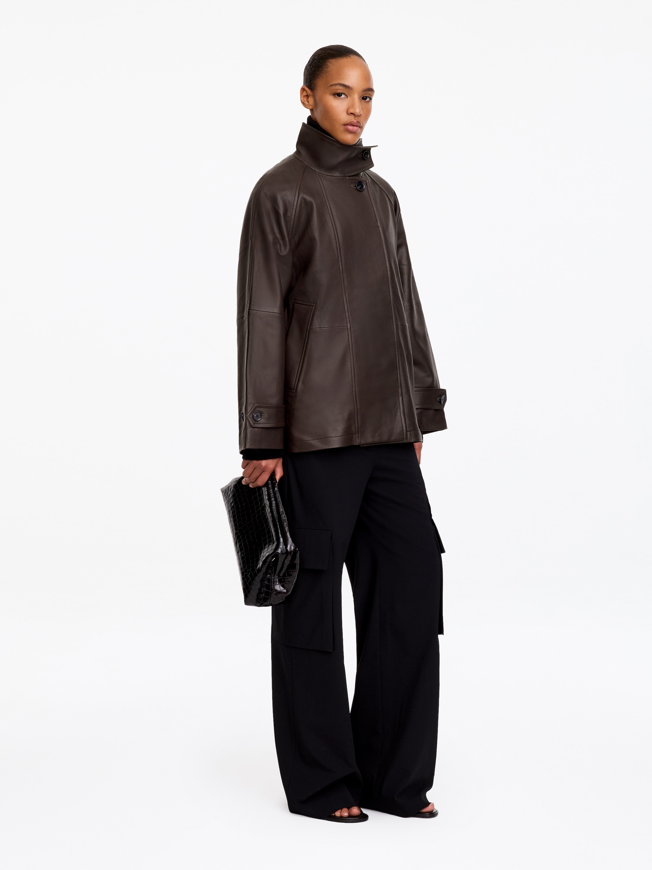Lockere Lederjacke - Dunkelbraun - Oversize - women - StillMedia/Lookbook - 4