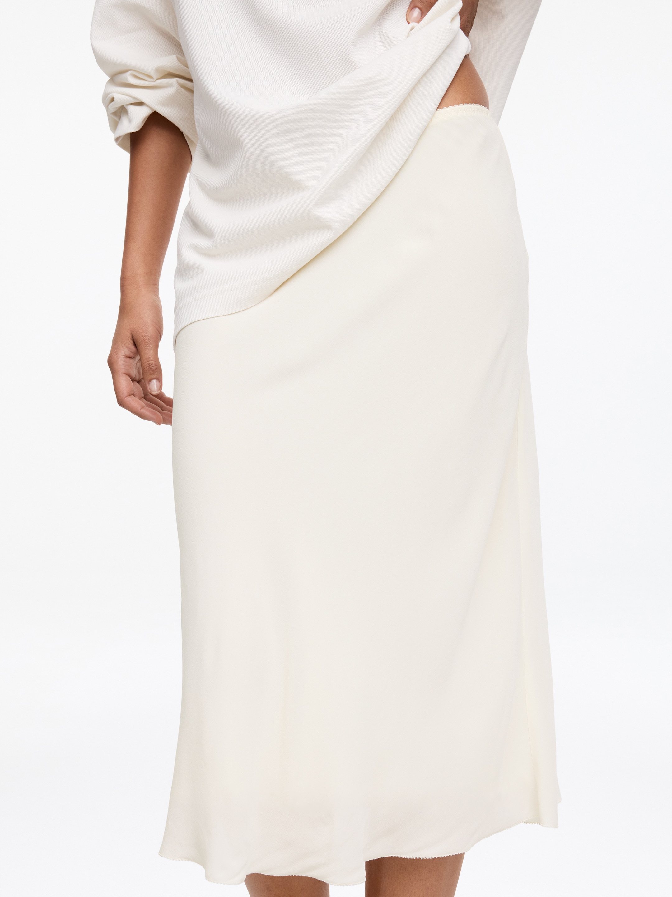 Chiffon Midi Skirt - Off White - Regular fit - Women - StillMedia/Lookbook - 5