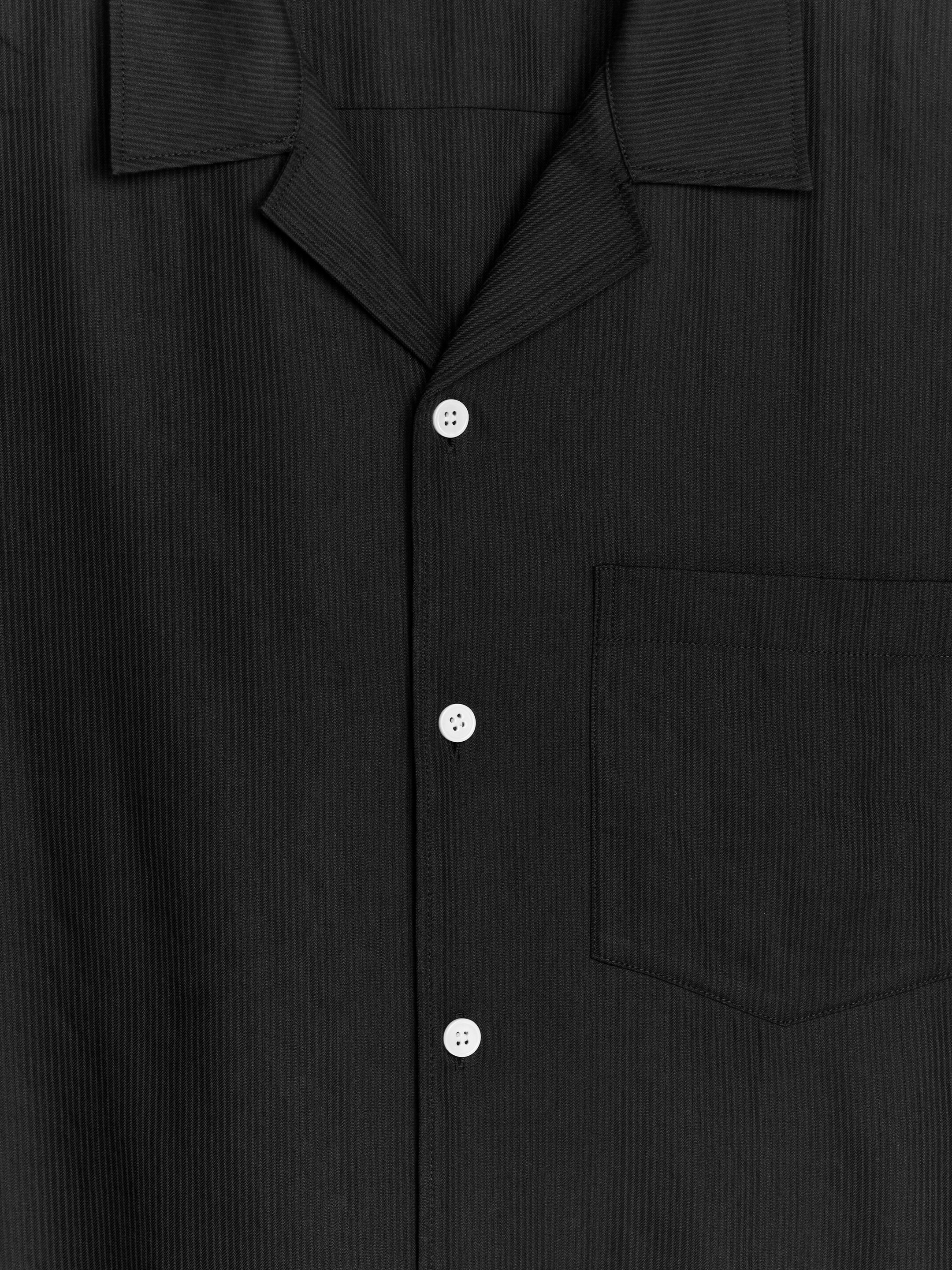 Visa större bild: Skjorta i linneblandning - Svart - HERR | H&M FI 2