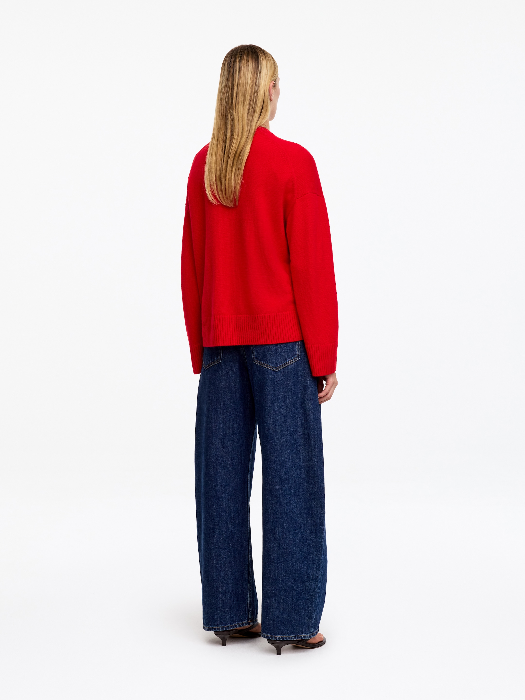 Maglione oversize in puro cashmere​ - Rosso - Relaxed fit - women - StillMedia/Lookbook - 4