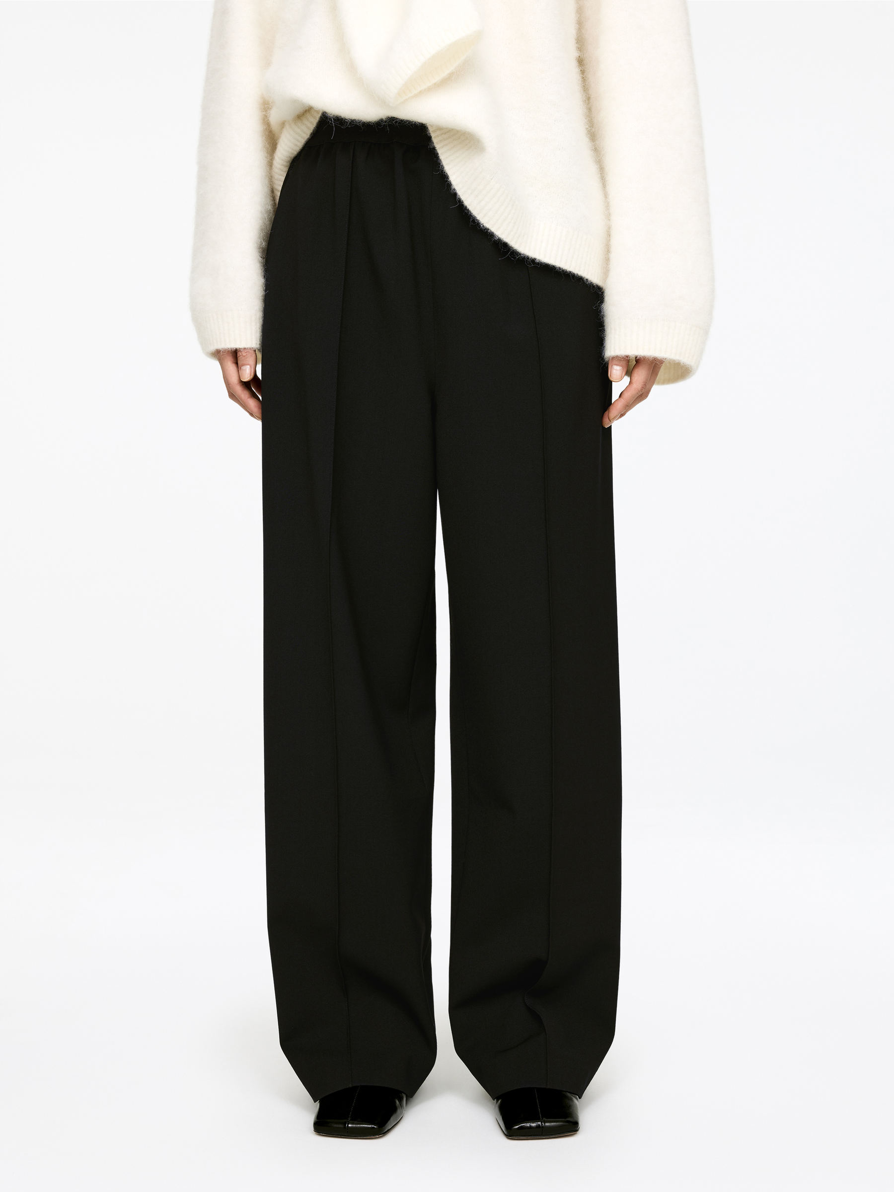 Elastic-Waist Twill Trousers - Black - Relaxed fit - Women - StillMedia/Lookbook - 6