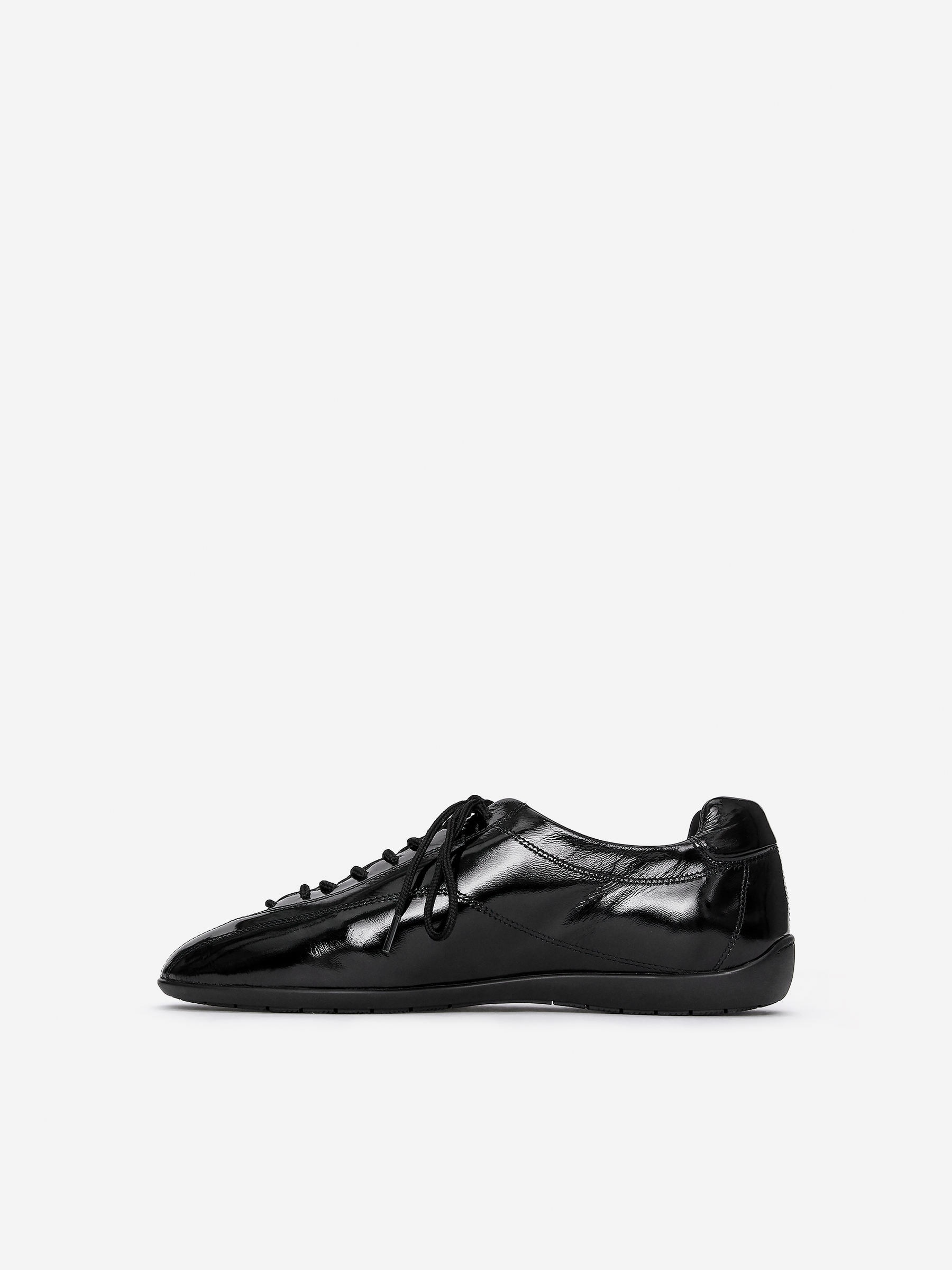 Leather Trainers - Black - Women - StillMedia/DescriptiveStillLife - 4