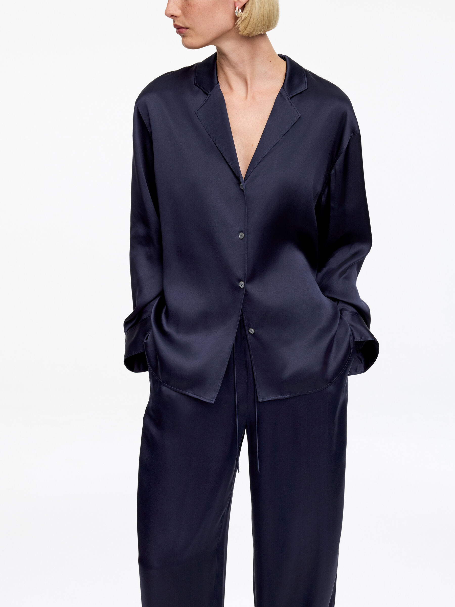 Silk Satin Trousers - Dark Blue - Relaxed fit - Women - StillMedia/Lookbook - 5