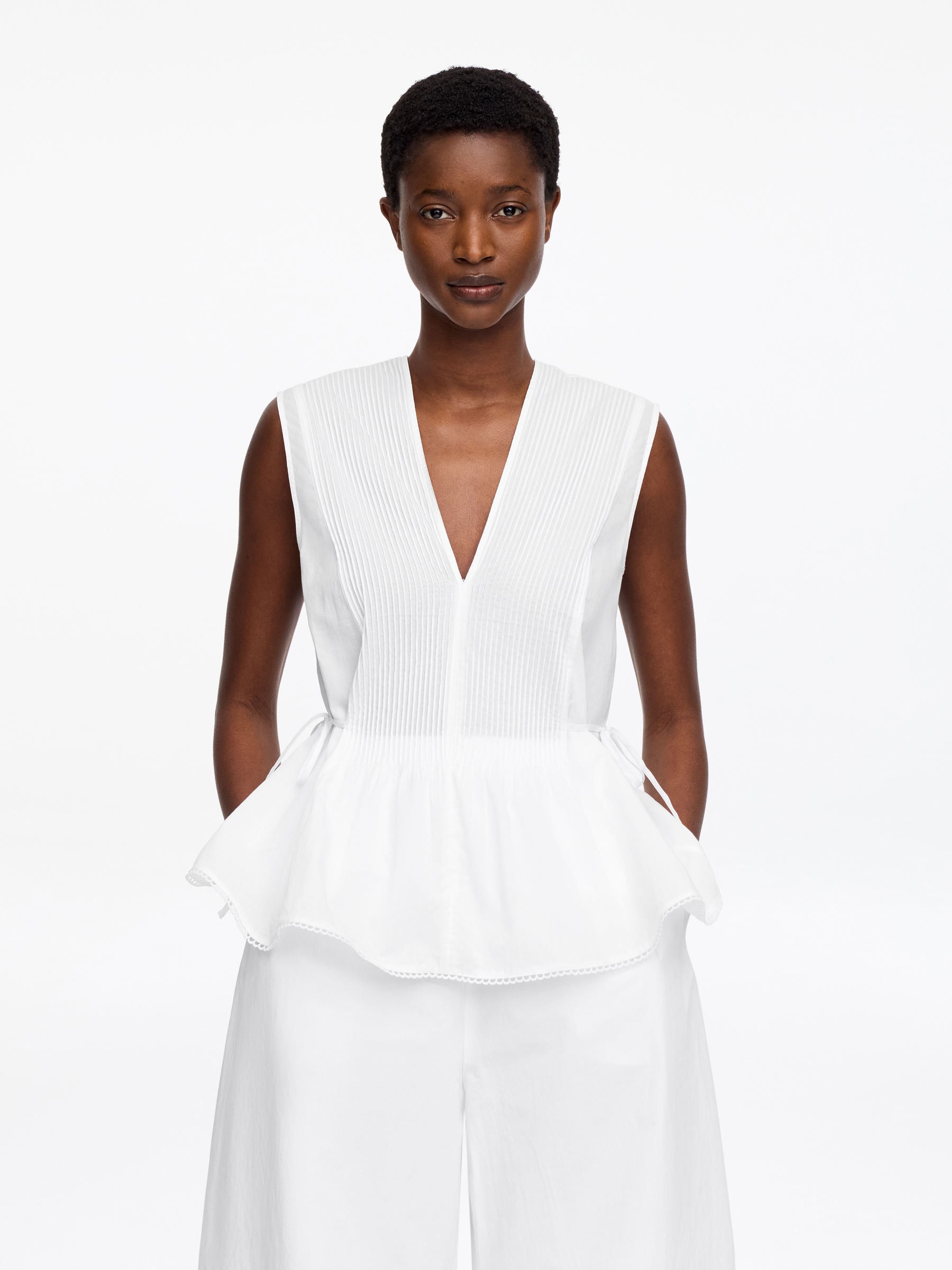 Pintuck Top-#FFFFFF-18370