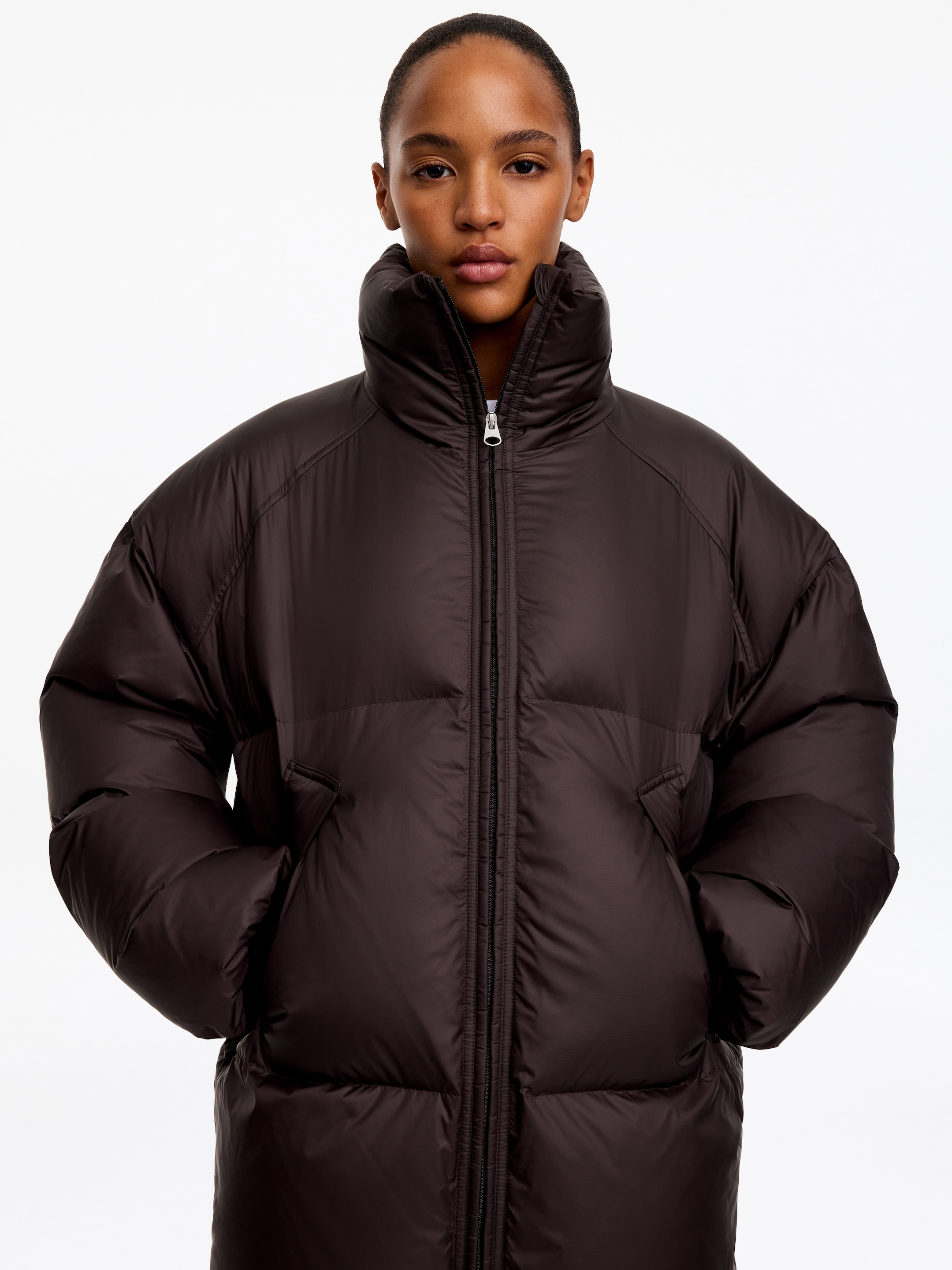 Upcycled Down Puffer Jacket - Brown - Oversized - women - StillMedia/Lookbook - 5