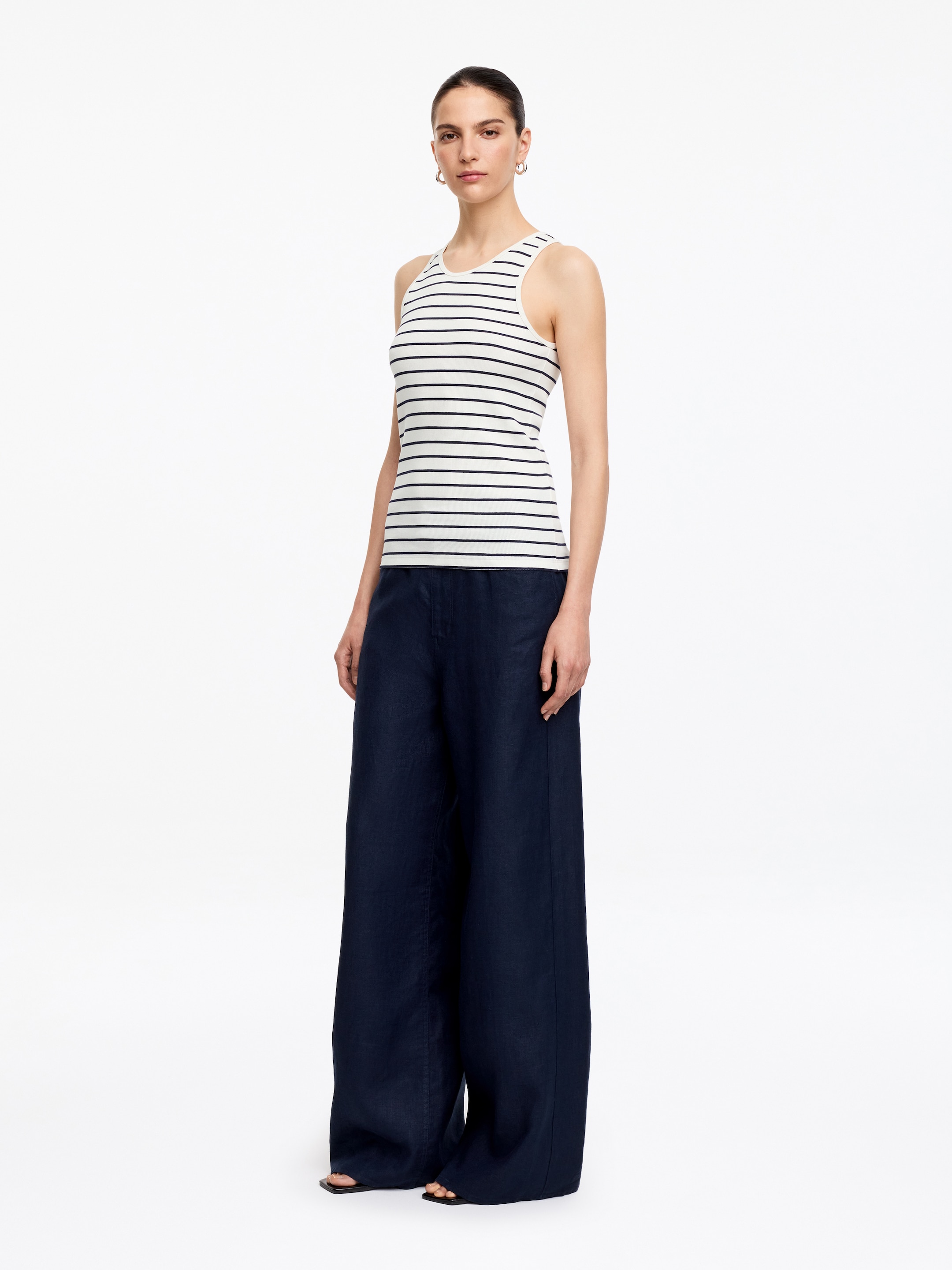 Ribbed Tank Top - White - Slim fit - Women - StillMedia/Lookbook - 4