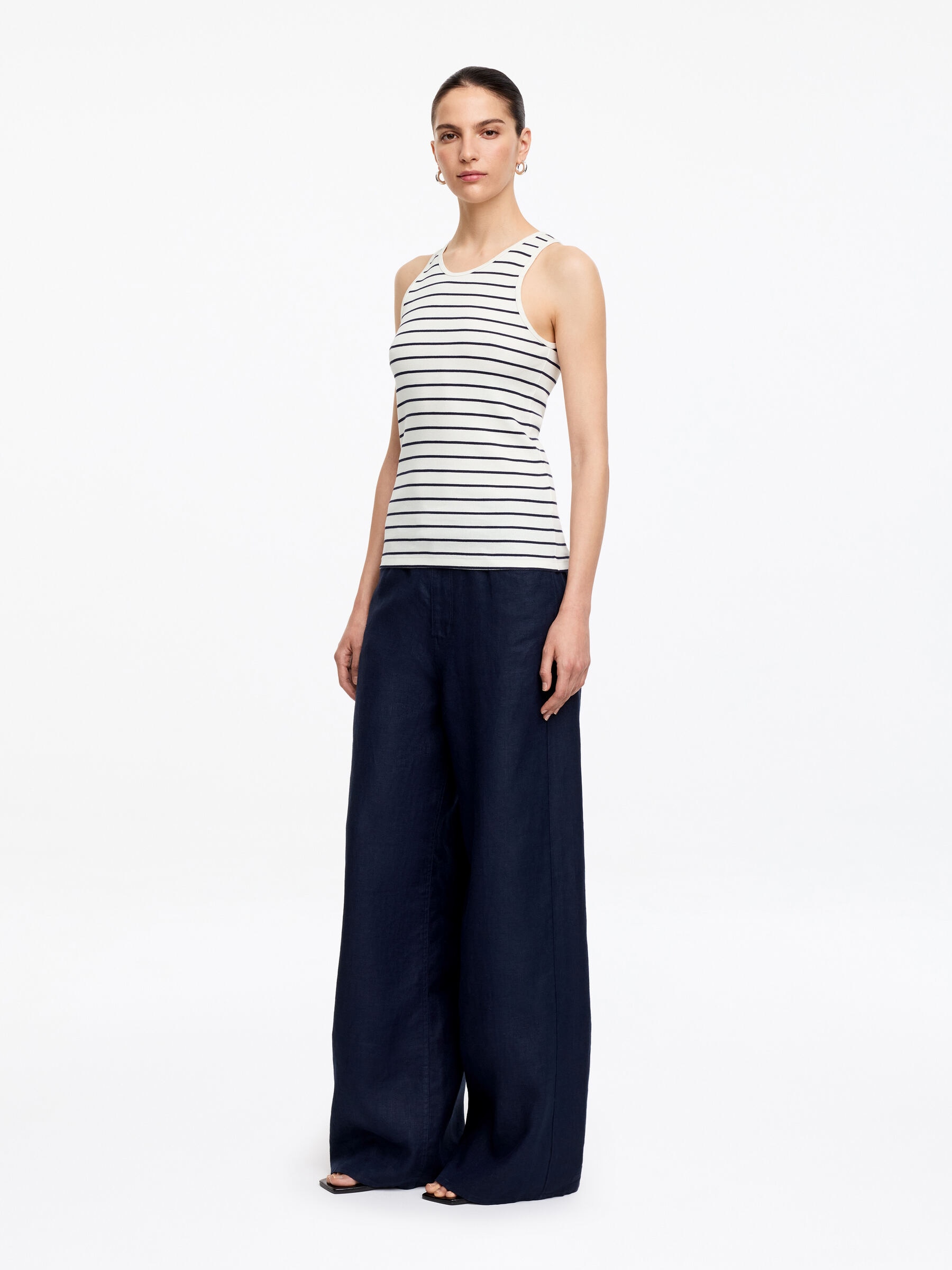 Ribbed Tank Top - White - Slim fit - Women - StillMedia/Lookbook - 4