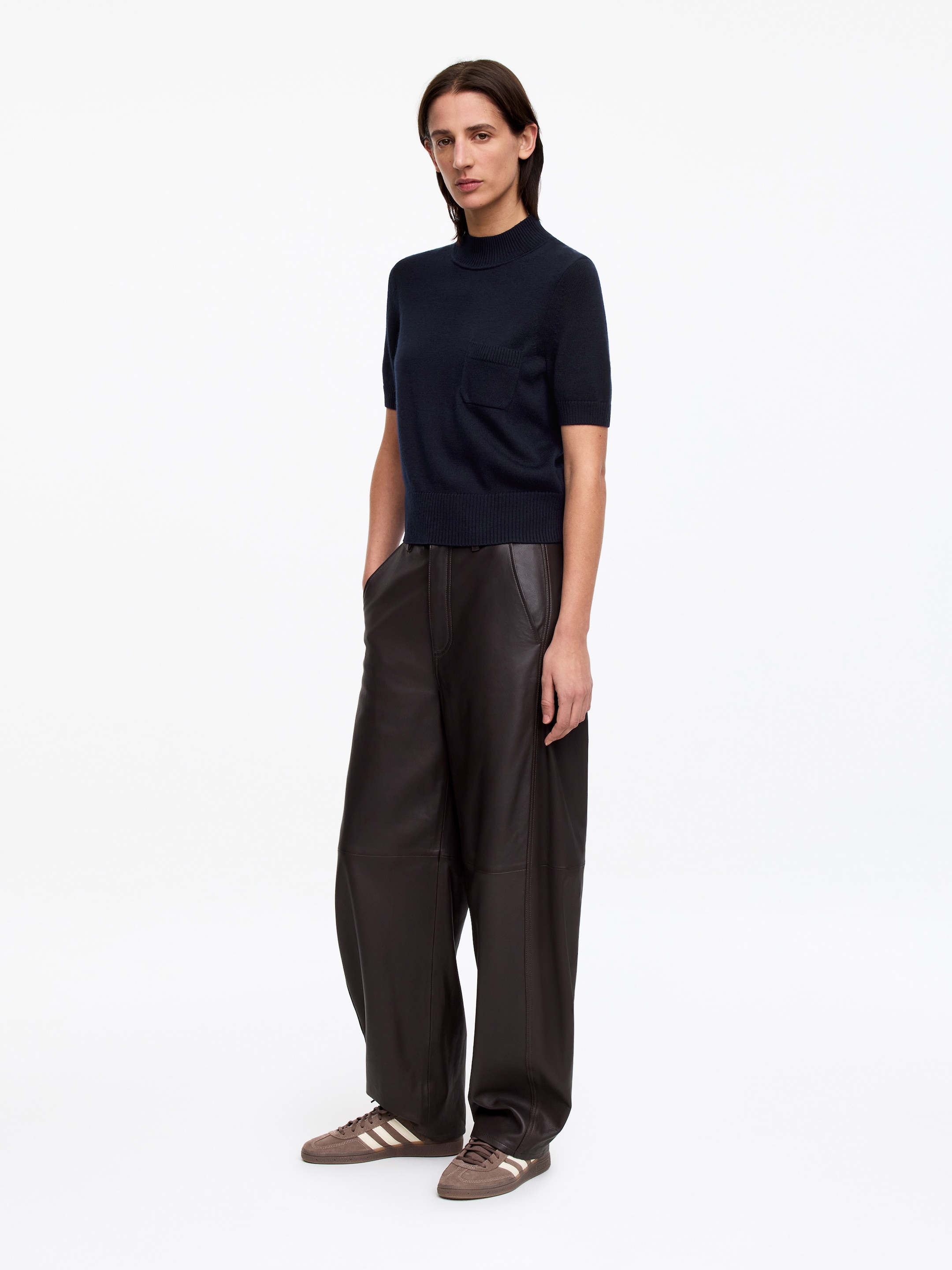 Tröja i merinoull med kort ärm - Mörkblå - Regular fit - Women - StillMedia/Lookbook - 10