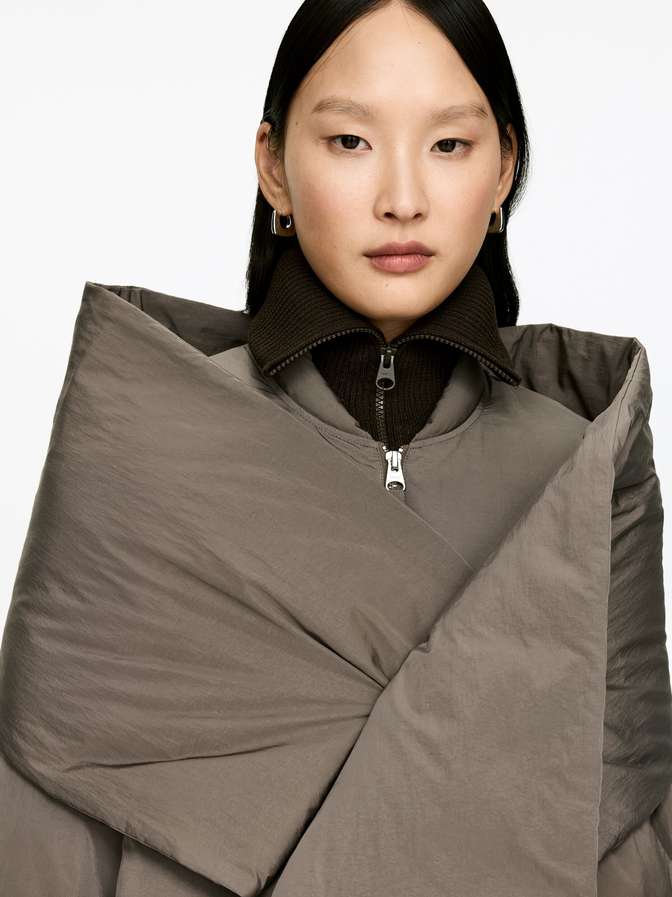 Größeres Bild ansehen: Upcycled Down™ Jacke - Graubraun - Ladies | H&M DE 5