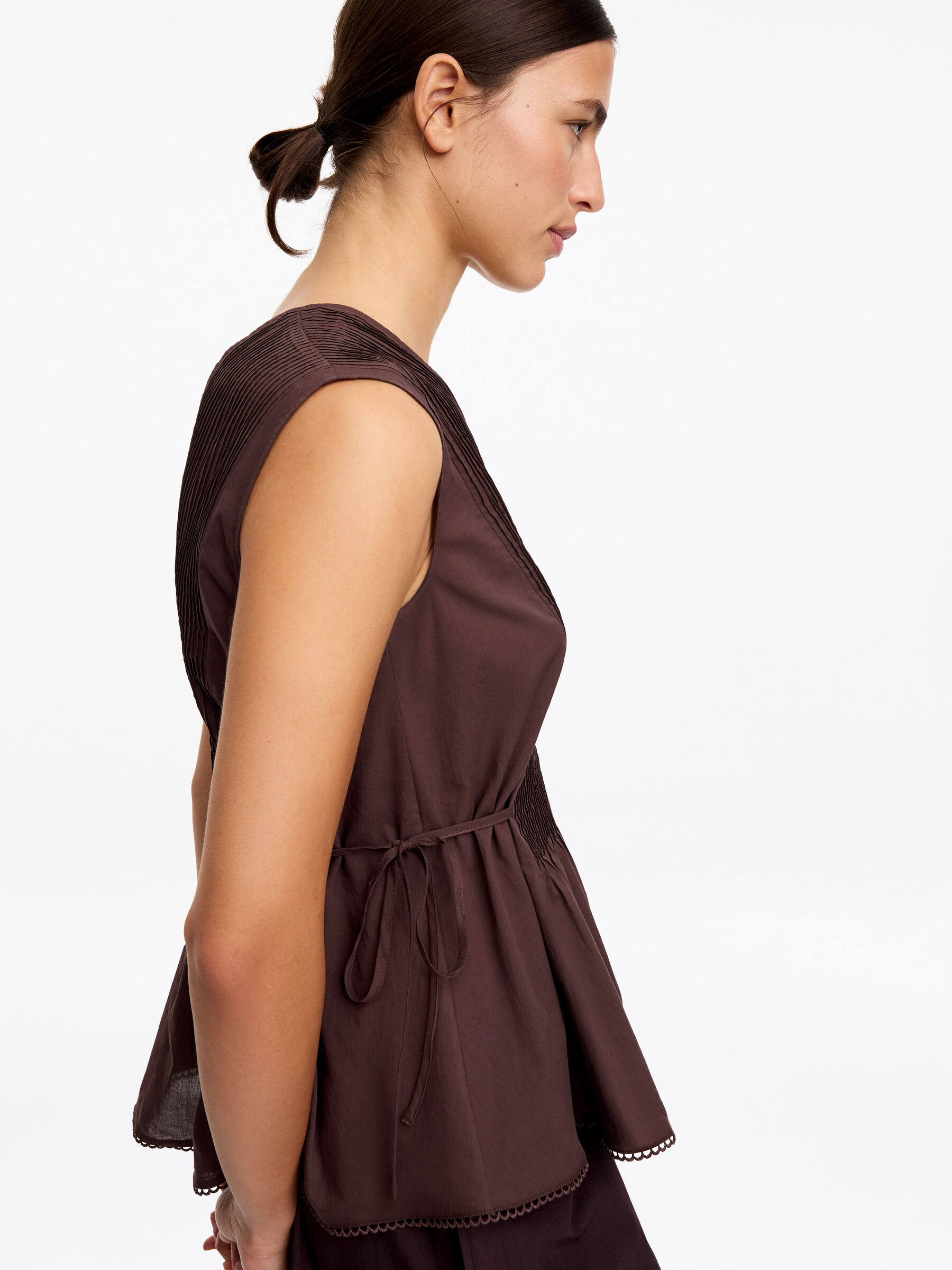 Haut à plis surpiqués - Marron - Regular fit - Femme - StillMedia/Lookbook - 4
