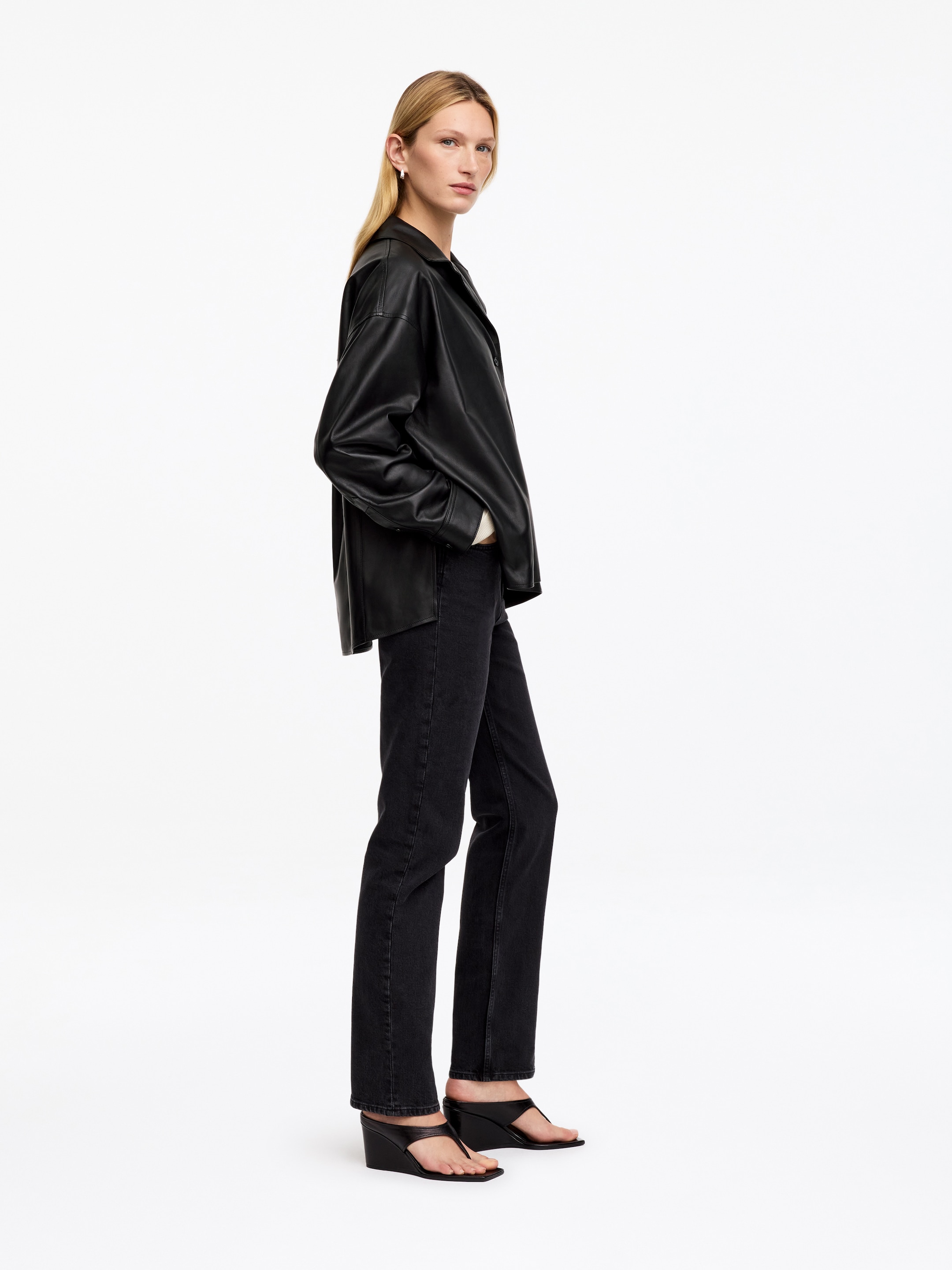 Leather Shirt - Black - Regular fit - women - StillMedia/Lookbook - 5