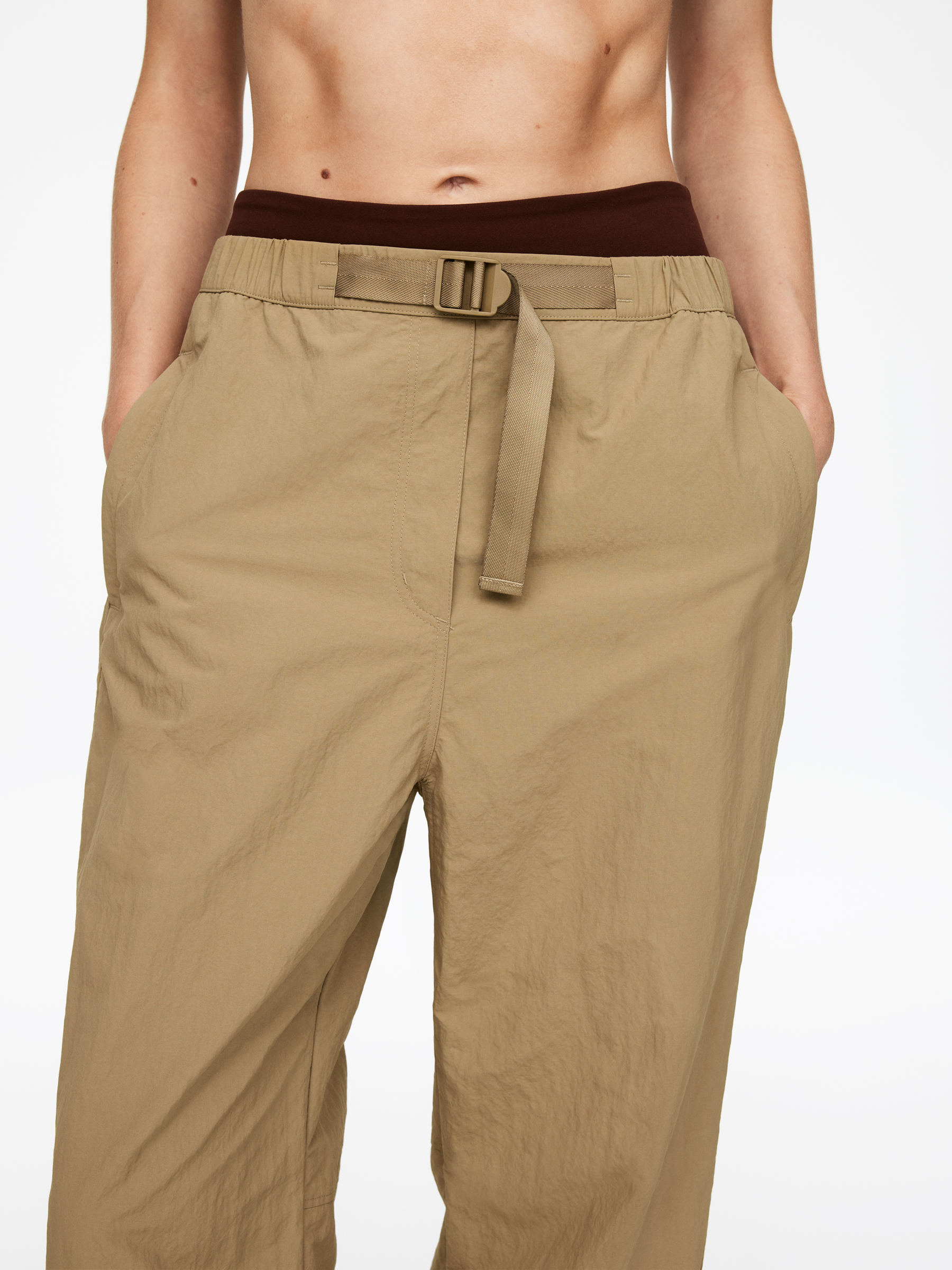 Pantalon ceinturé - Beige - Oversized - Femme - StillMedia/Lookbook - 5