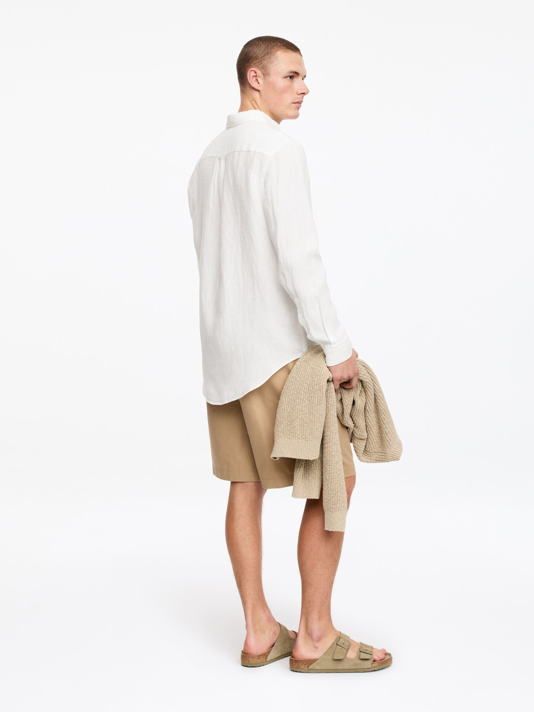 Relaxed Linen Shirt - Off White - Relaxed fit - Men - StillMedia/Lookbook - 2