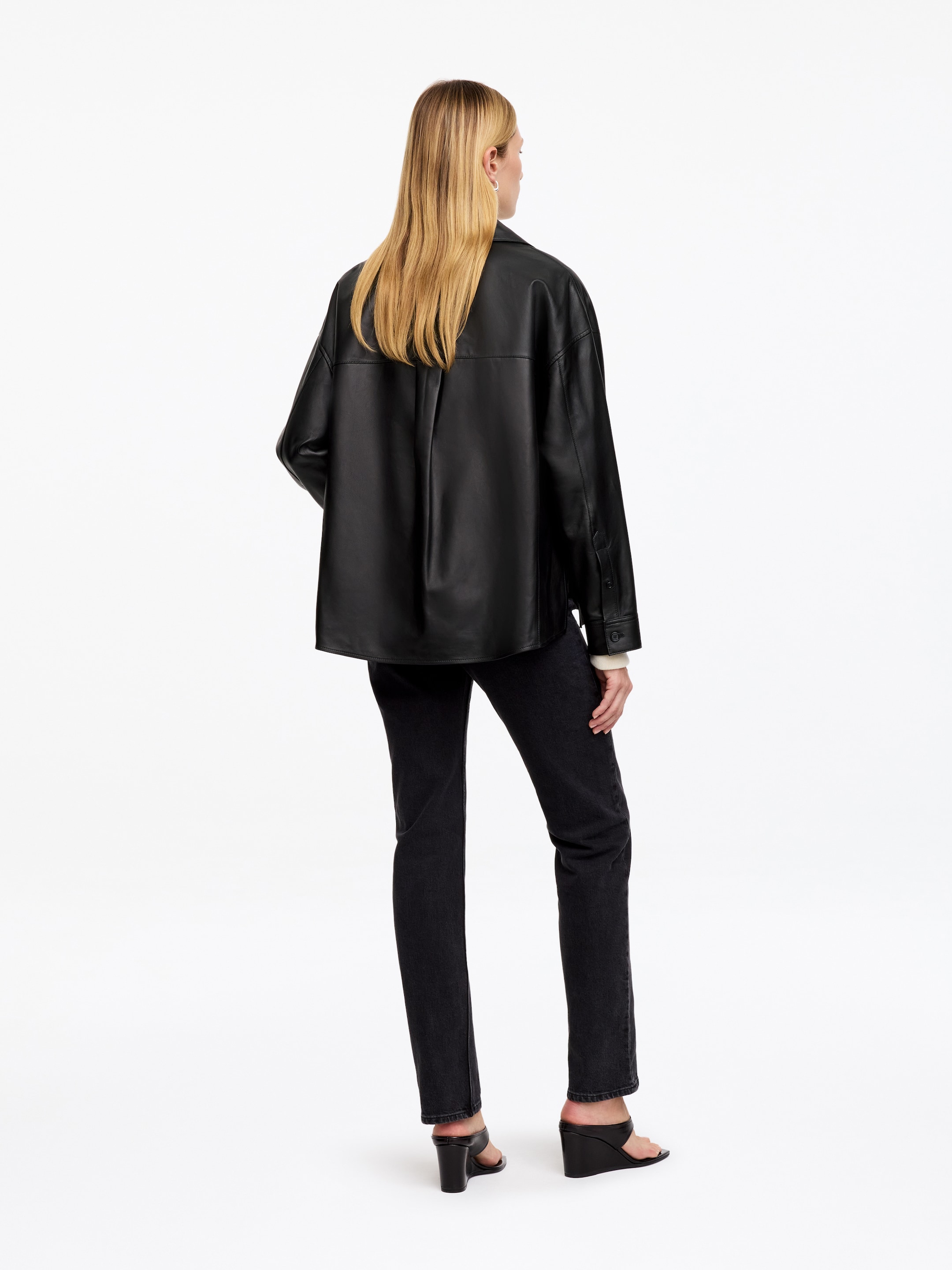 Leather Shirt - Black - Regular fit - women - StillMedia/Lookbook - 3