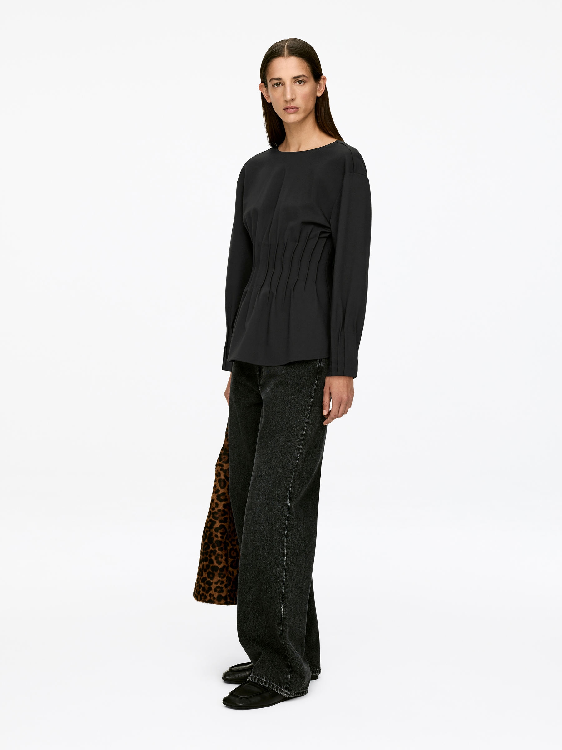 Pleated Top - Black - Slim fit - Women - StillMedia/Lookbook - 3