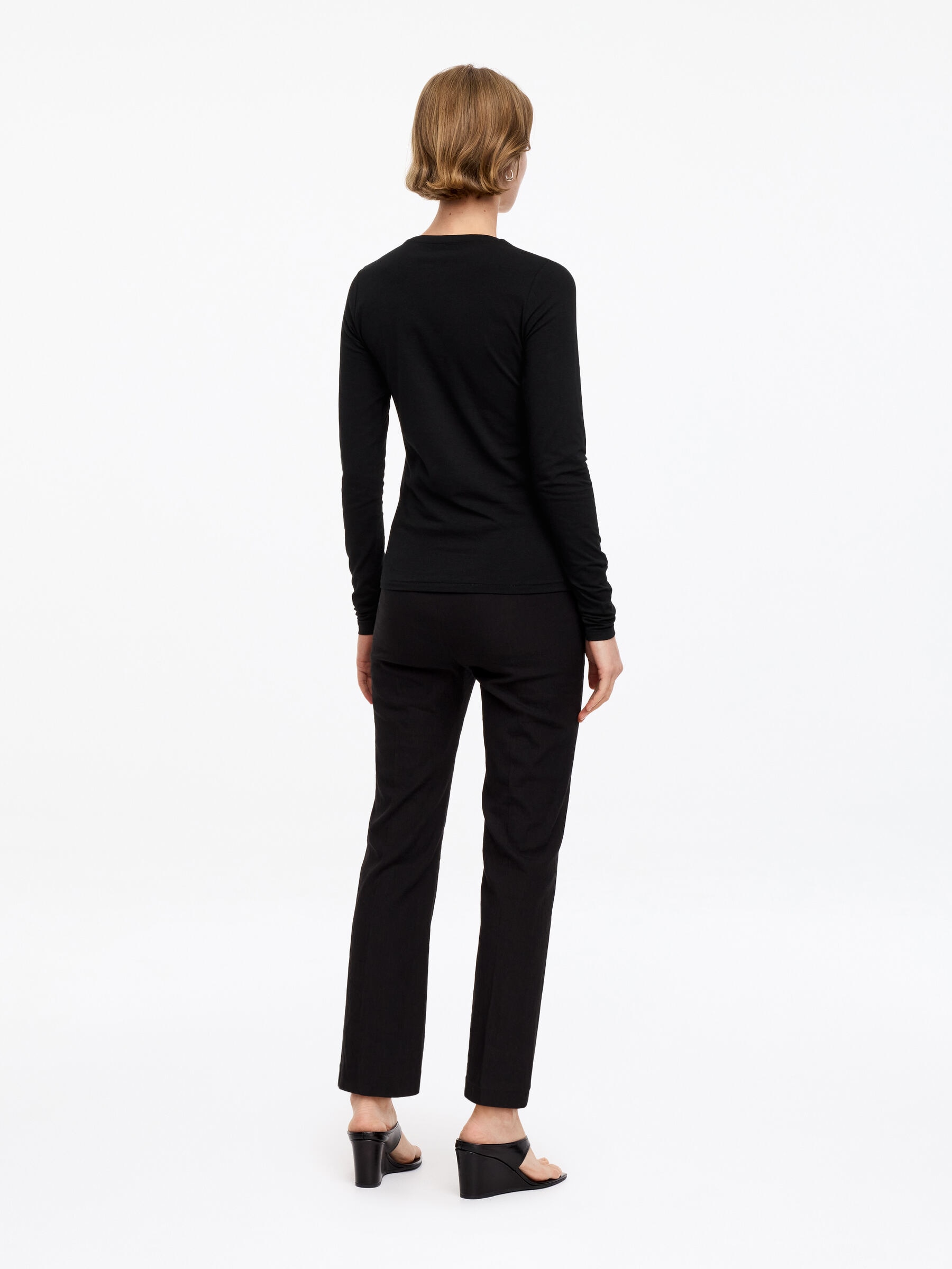 Dopasowany T-shirt z długim rękawem - Czarny - Wąski fason - Women - StillMedia/Lookbook - 10