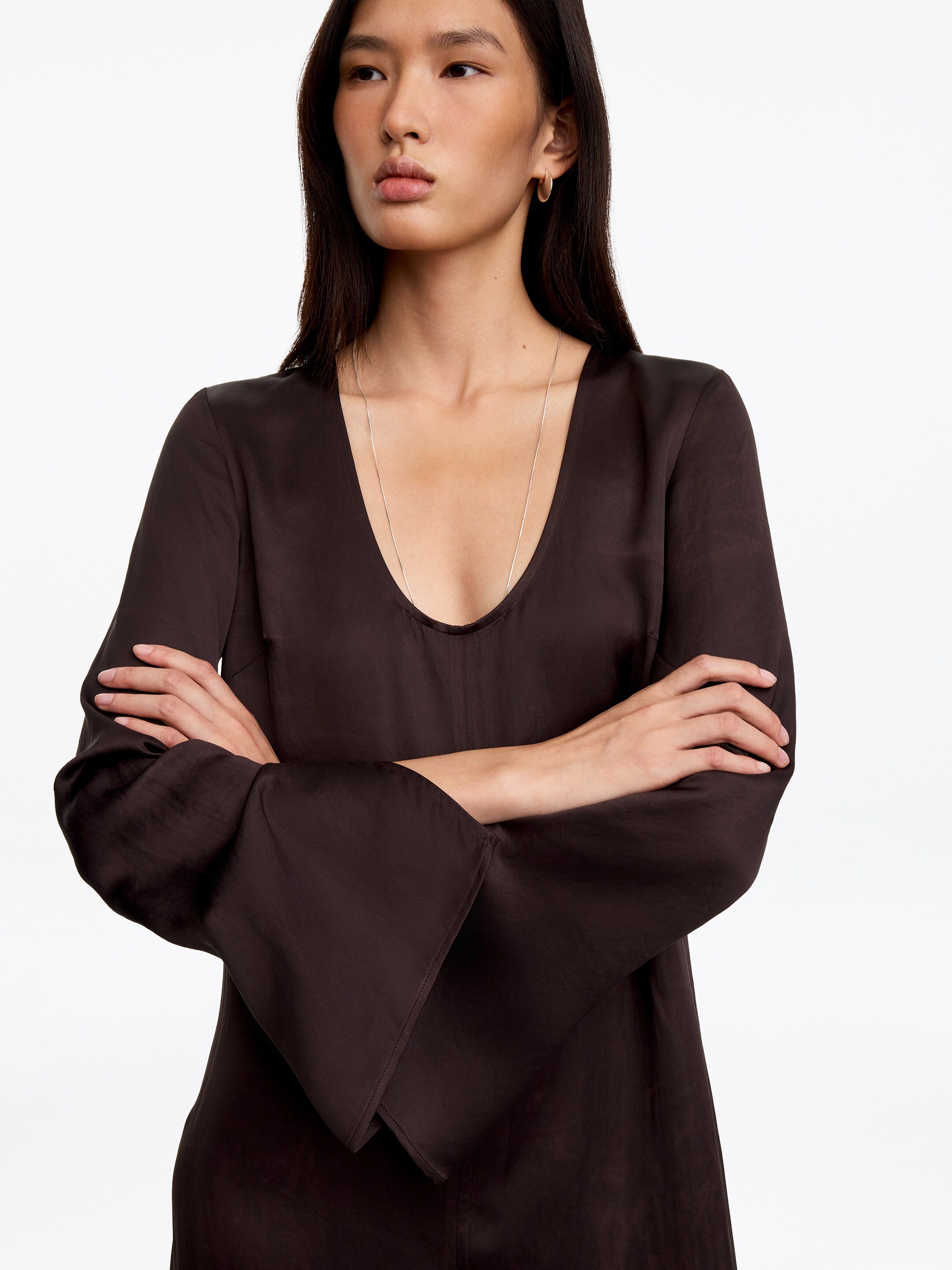 Scoop-Neck Satin Dress - Brown - Slim fit - women - StillMedia/Lookbook - 10