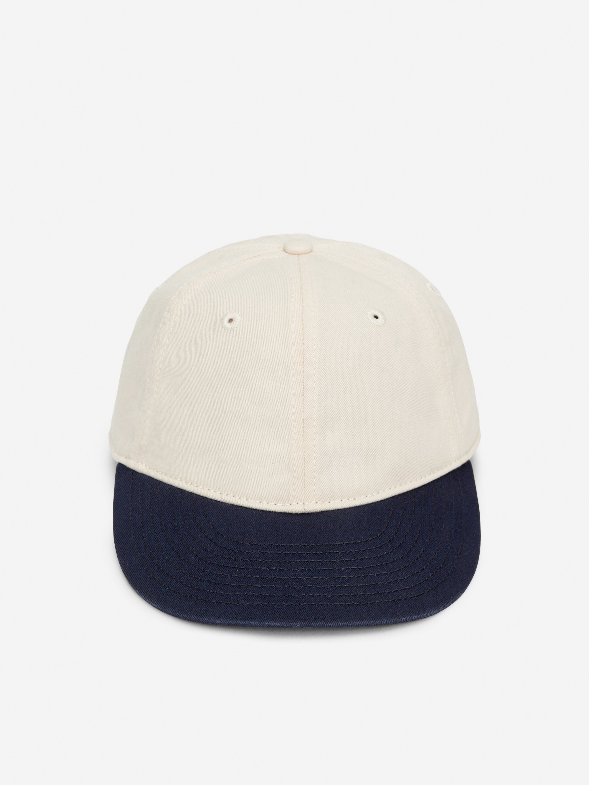 Contrast-Colour Cap – White/Dark Blue – ARKET NO