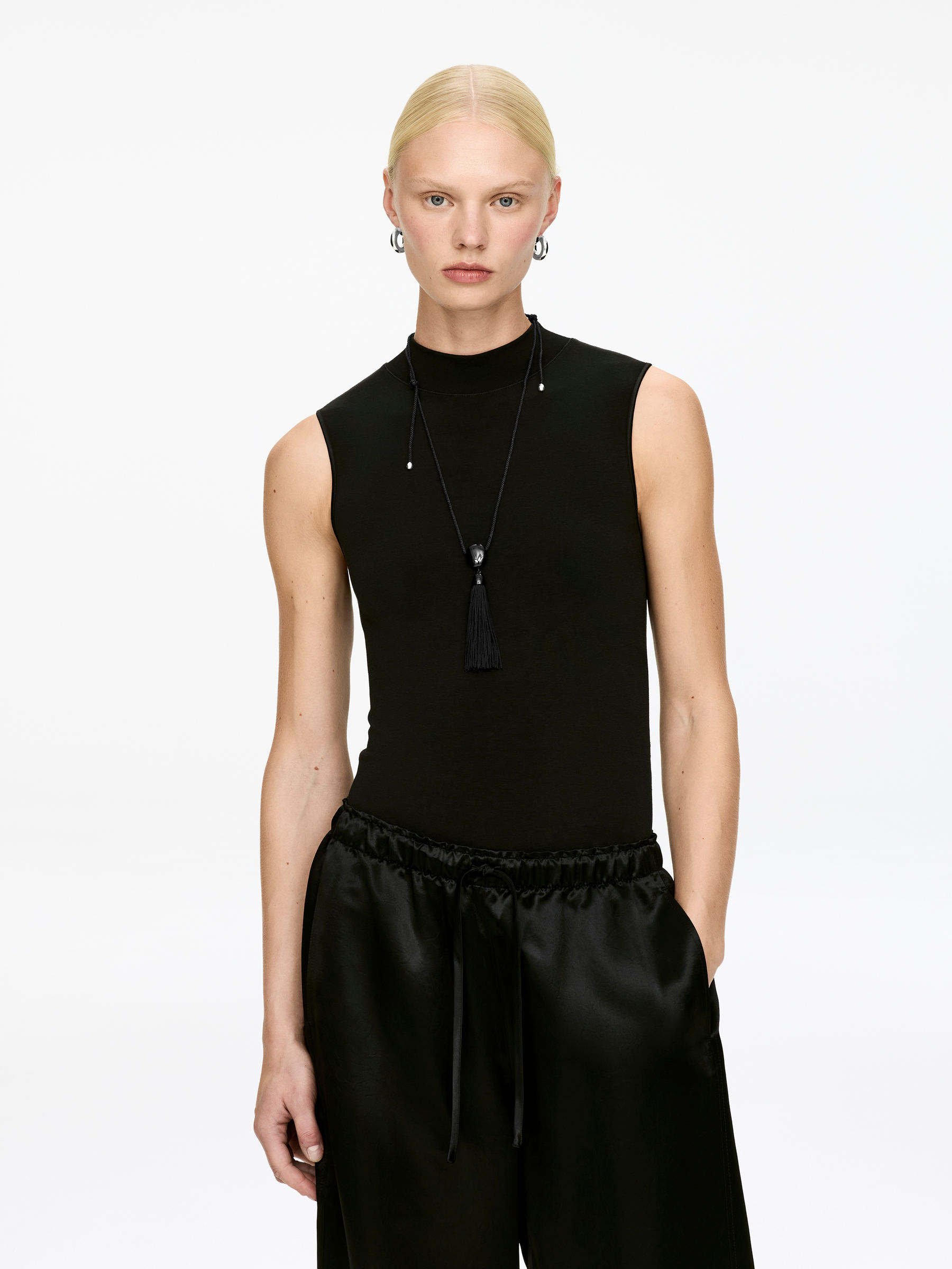 Tassel Necklace - Black - Women - StillMedia/Lookbook - 4