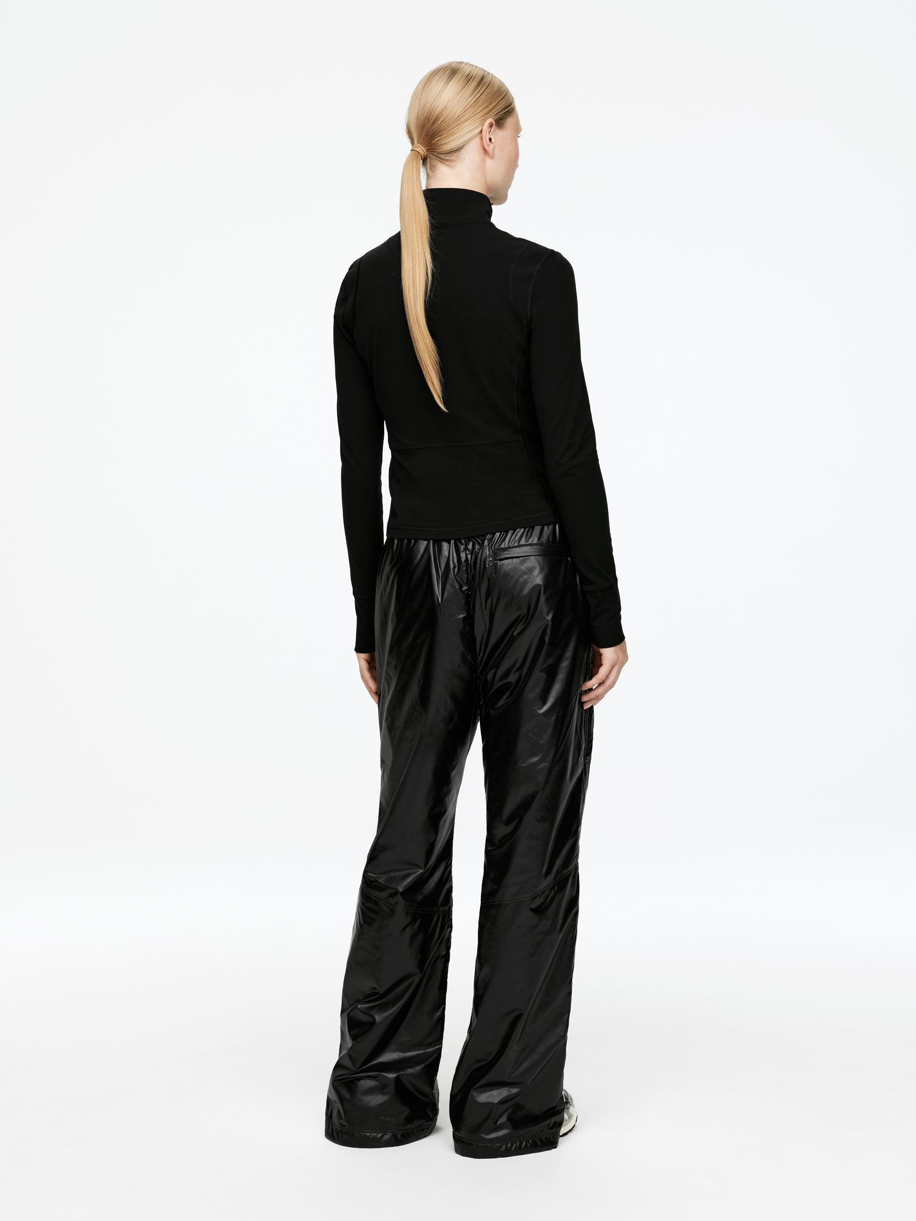 Soft Stretch Zip Jacket - Black - Slim fit - Women - StillMedia/Lookbook - 6