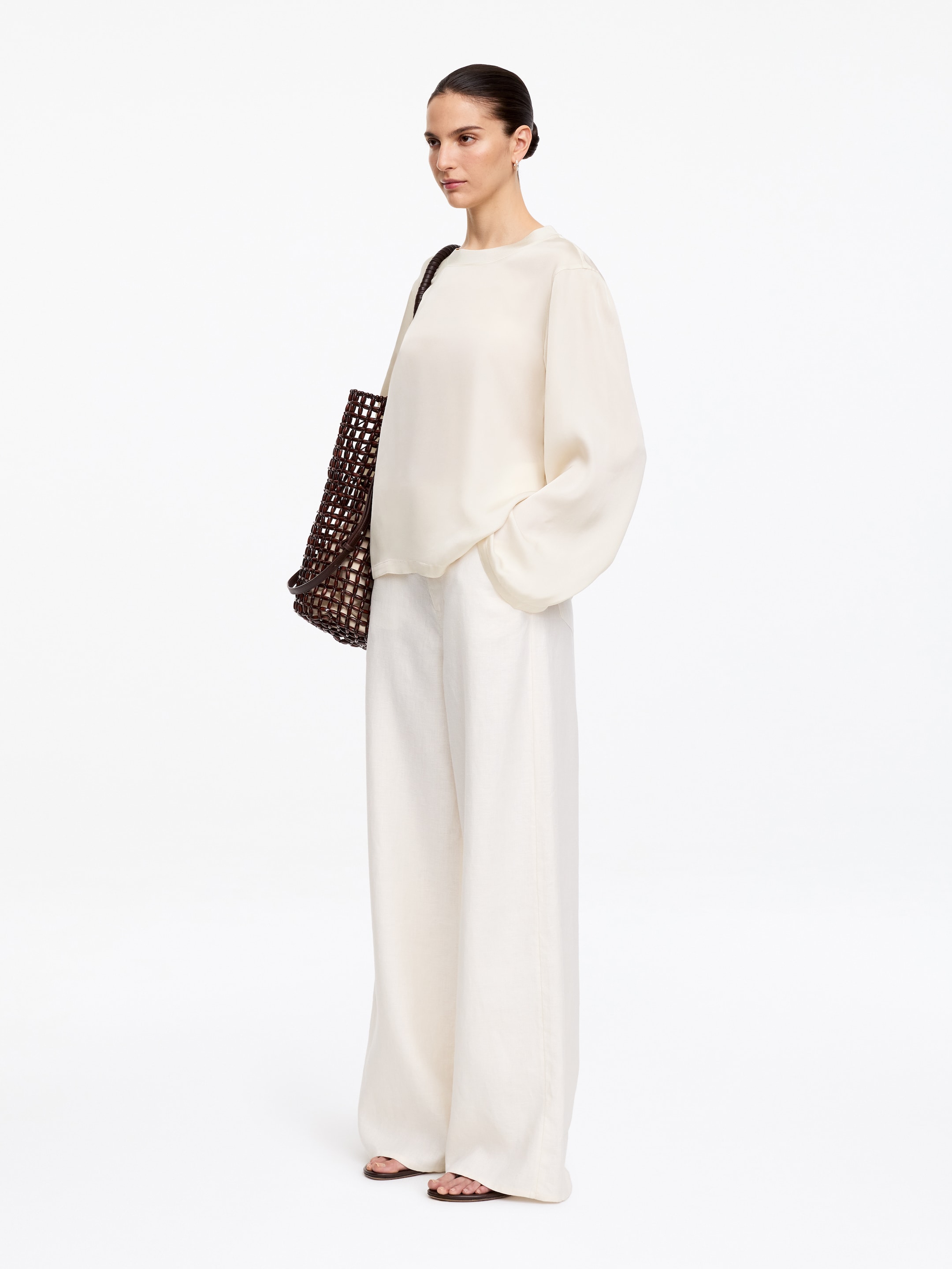 Long-Sleeve Satin Top - Off White - Loose fit - women - StillMedia/Lookbook - 3