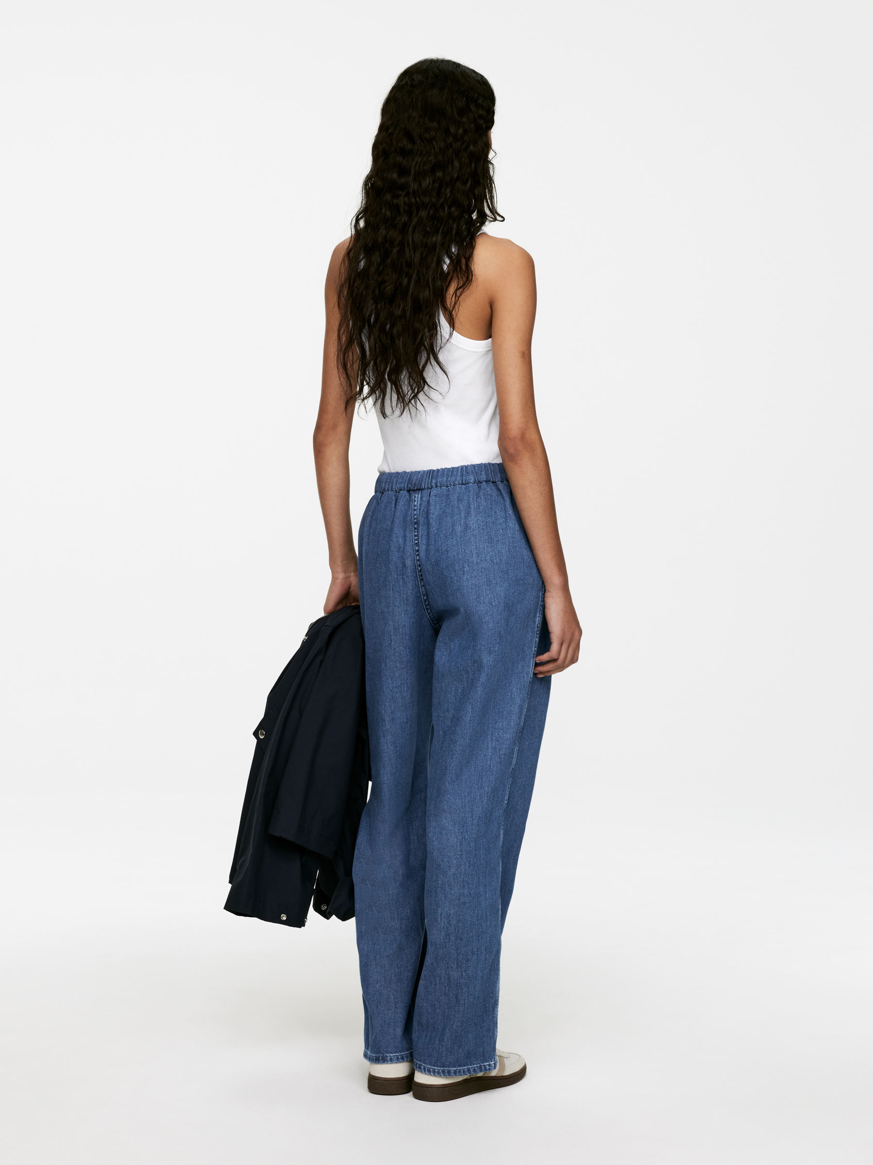 Drawstring Denim Trousers - Washed Blue - Relaxed fit - Women - StillMedia/Lookbook - 14