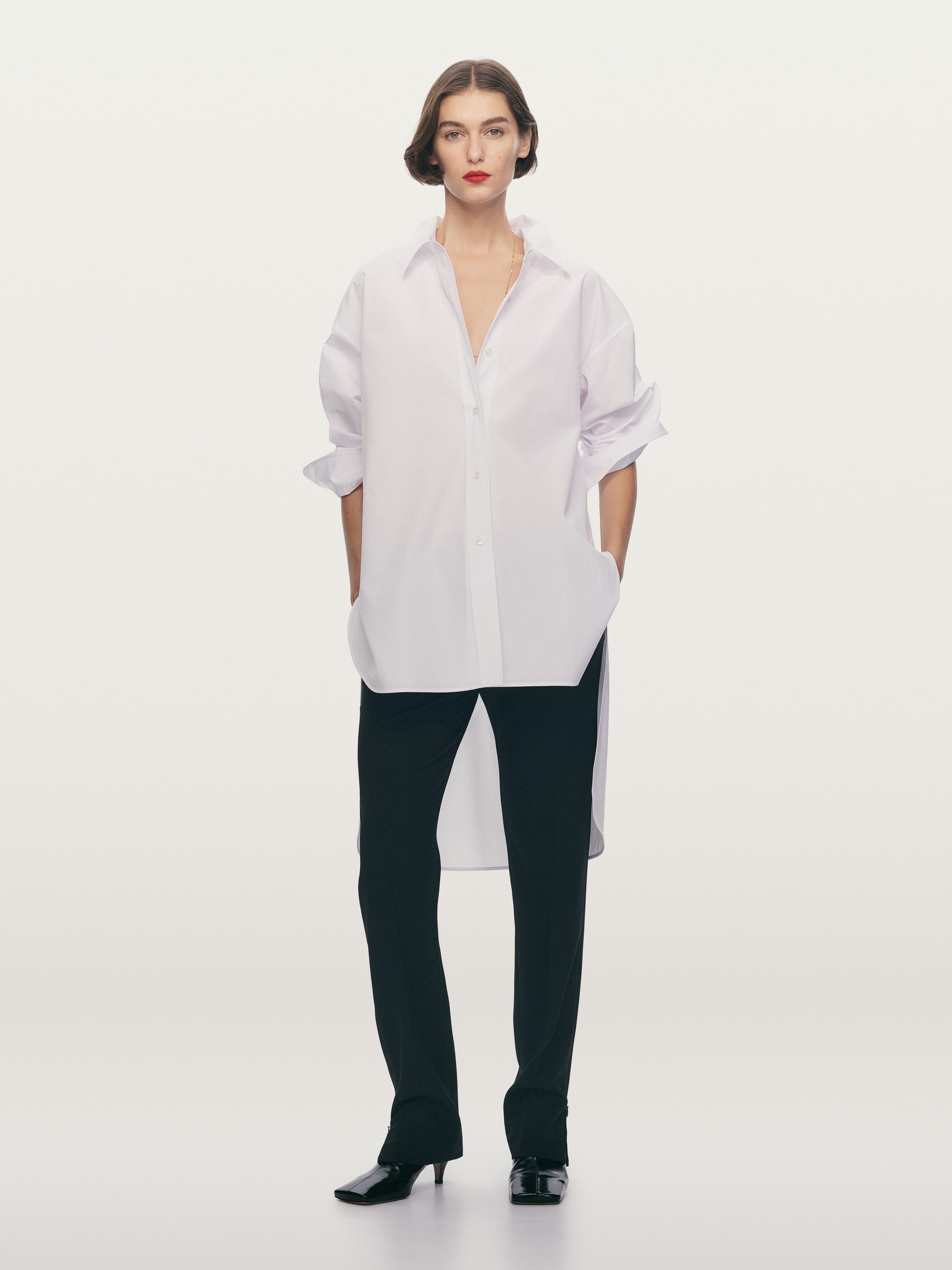 Elongated Shirt - White - Loose fit - Women - StillMedia/Lookbook - 1