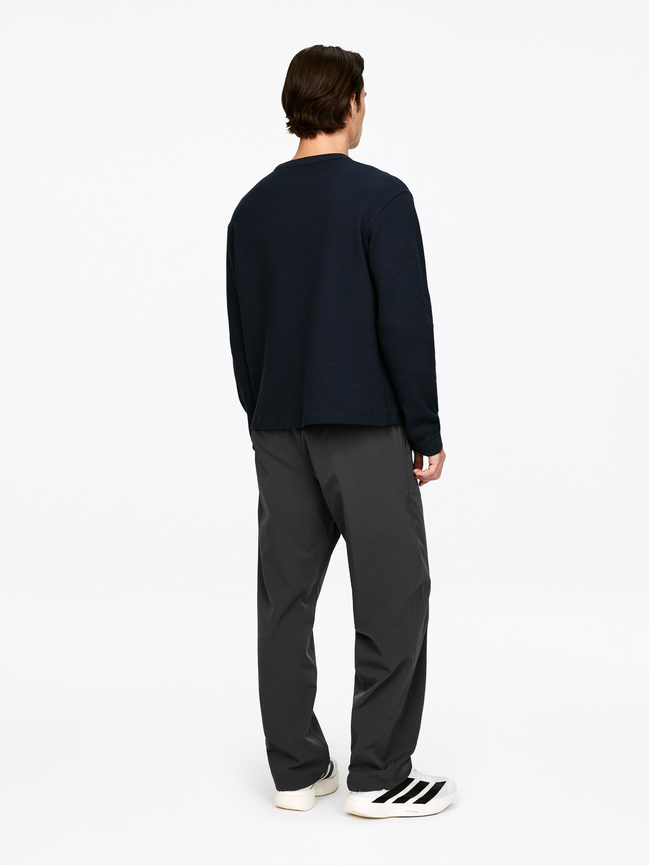 ARKET ACTIVE Pull-On Trousers - Dark Grey - Relaxed fit - Men - StillMedia/Lookbook - 3