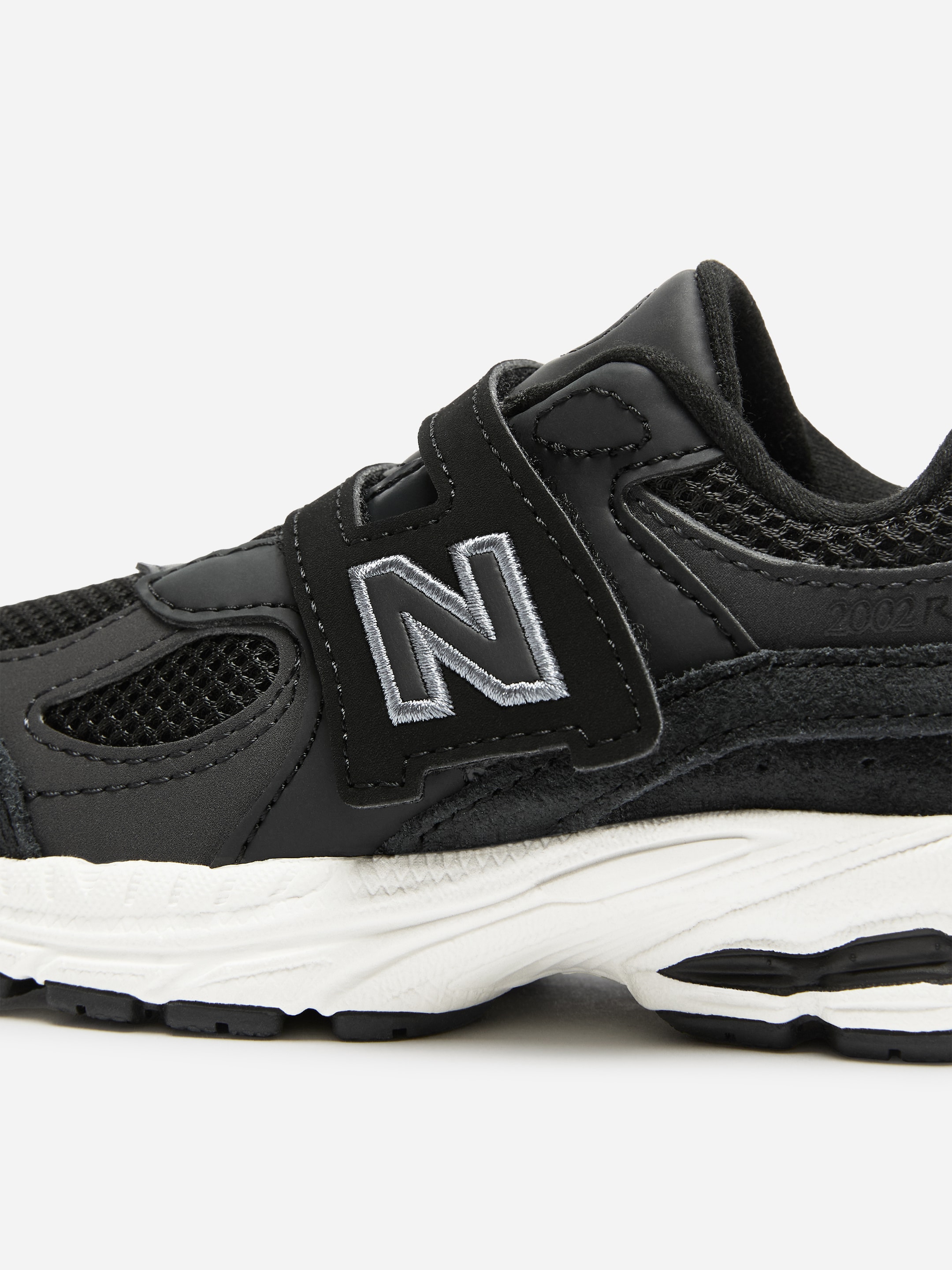 New Balance 2002 Infant Trainers - Black - Children - StillMedia/DescriptiveDetail - 1