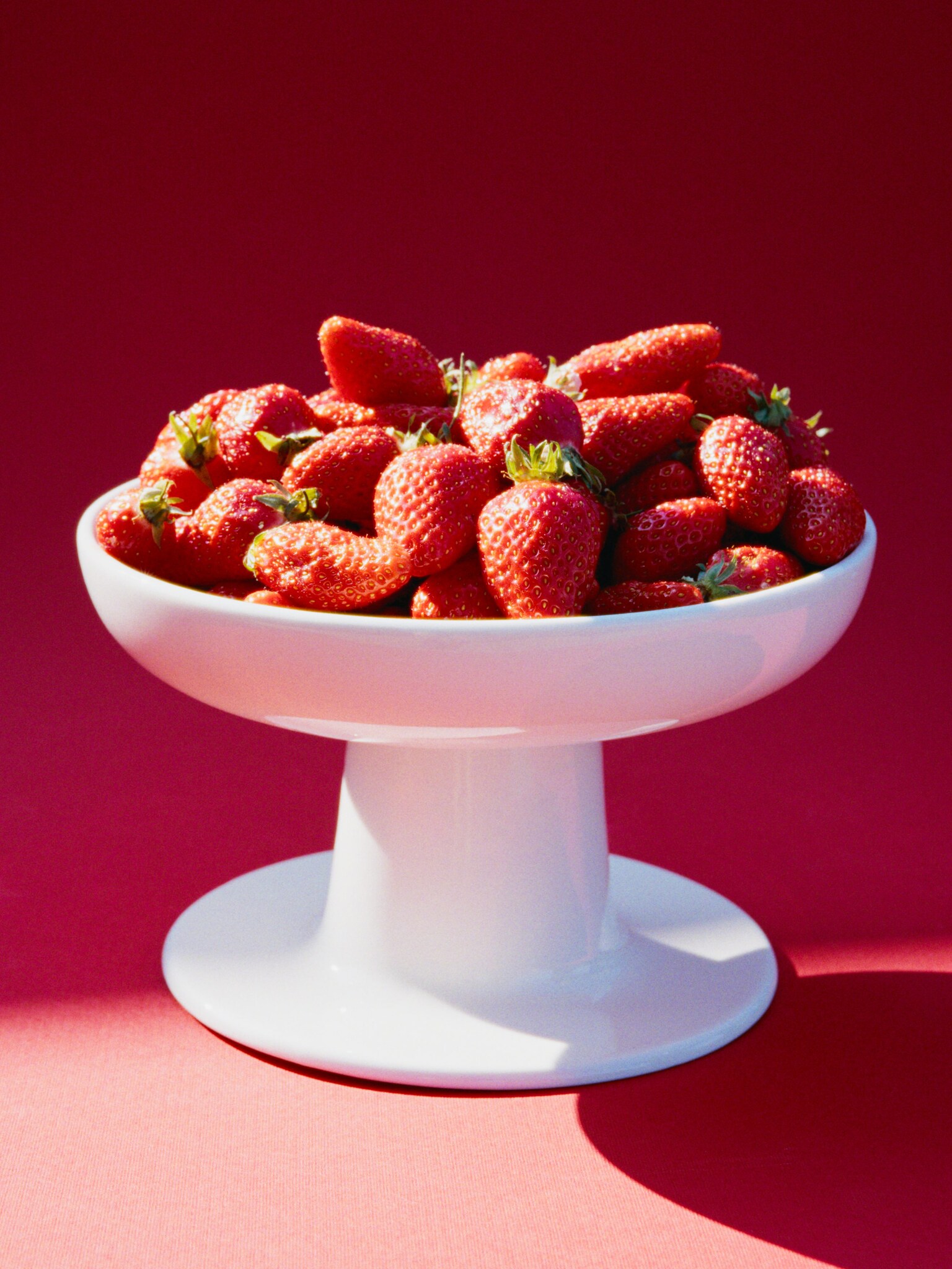 Raised Serving Bowl 22 cm - White - 2
