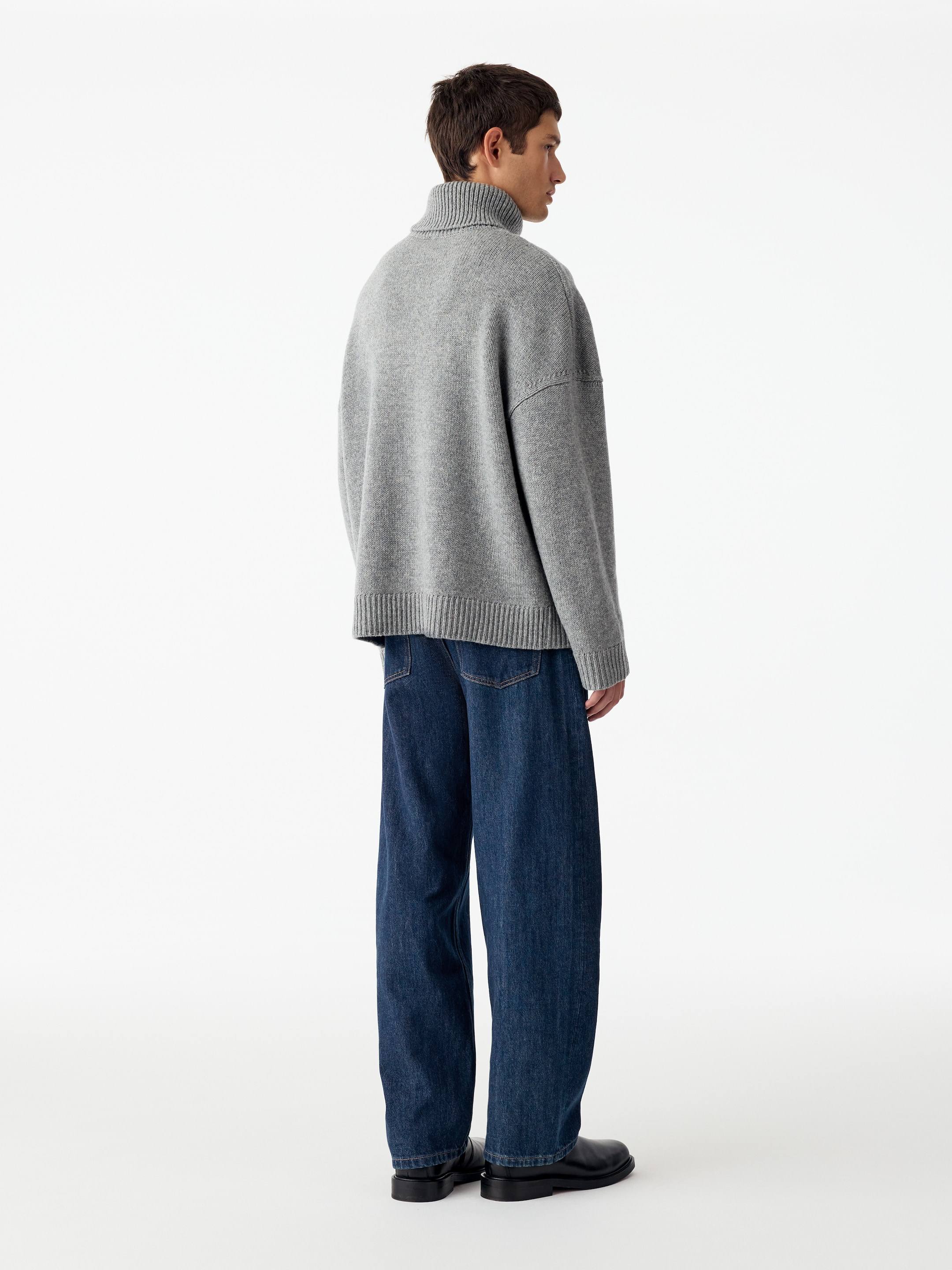 MIST Wide Jeans - Dark Blue - Loose fit - men - StillMedia/Lookbook - 3