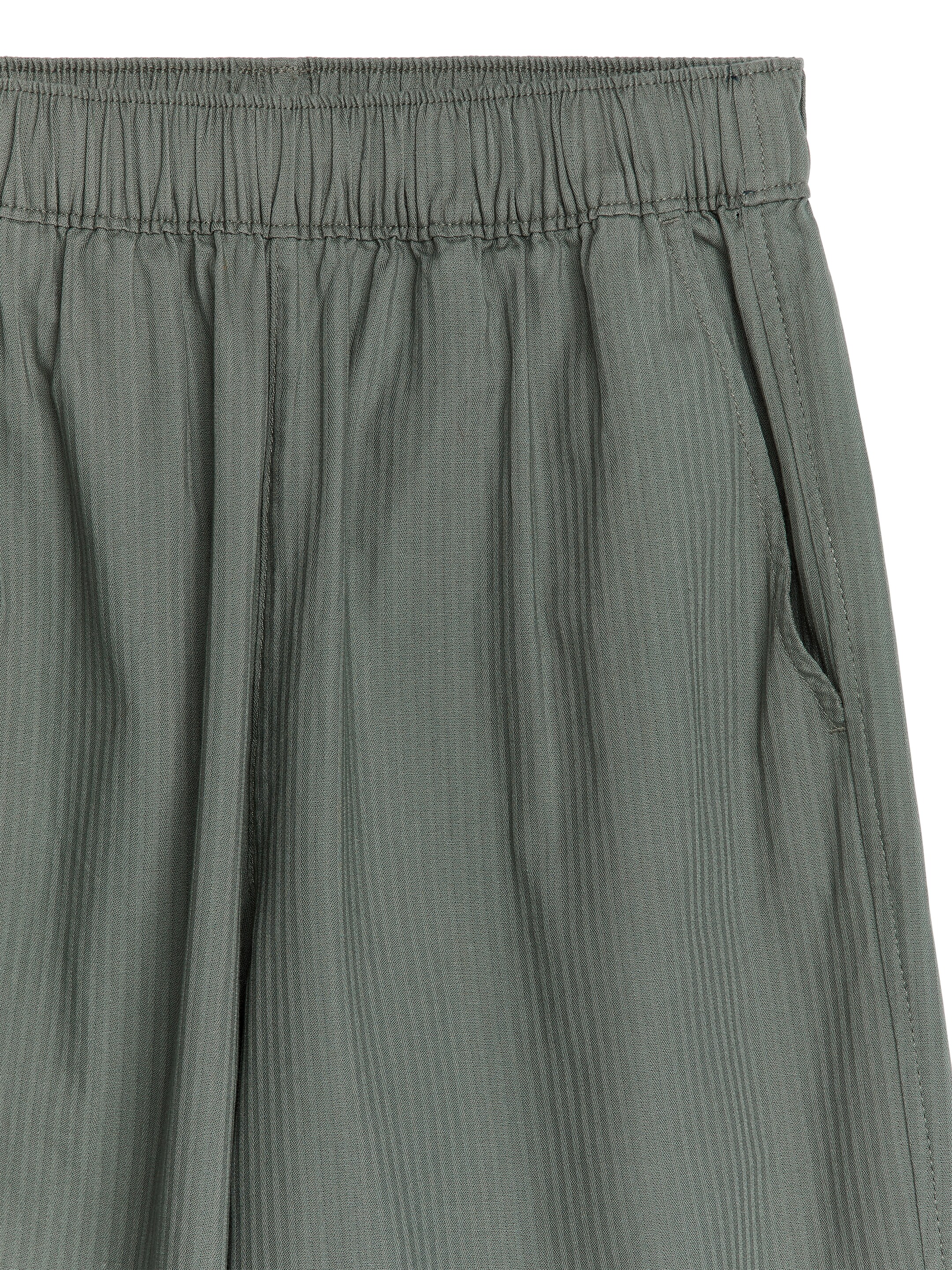 View larger image: Herringbone Trousers - Khaki Green - Kids | H&M GB 3