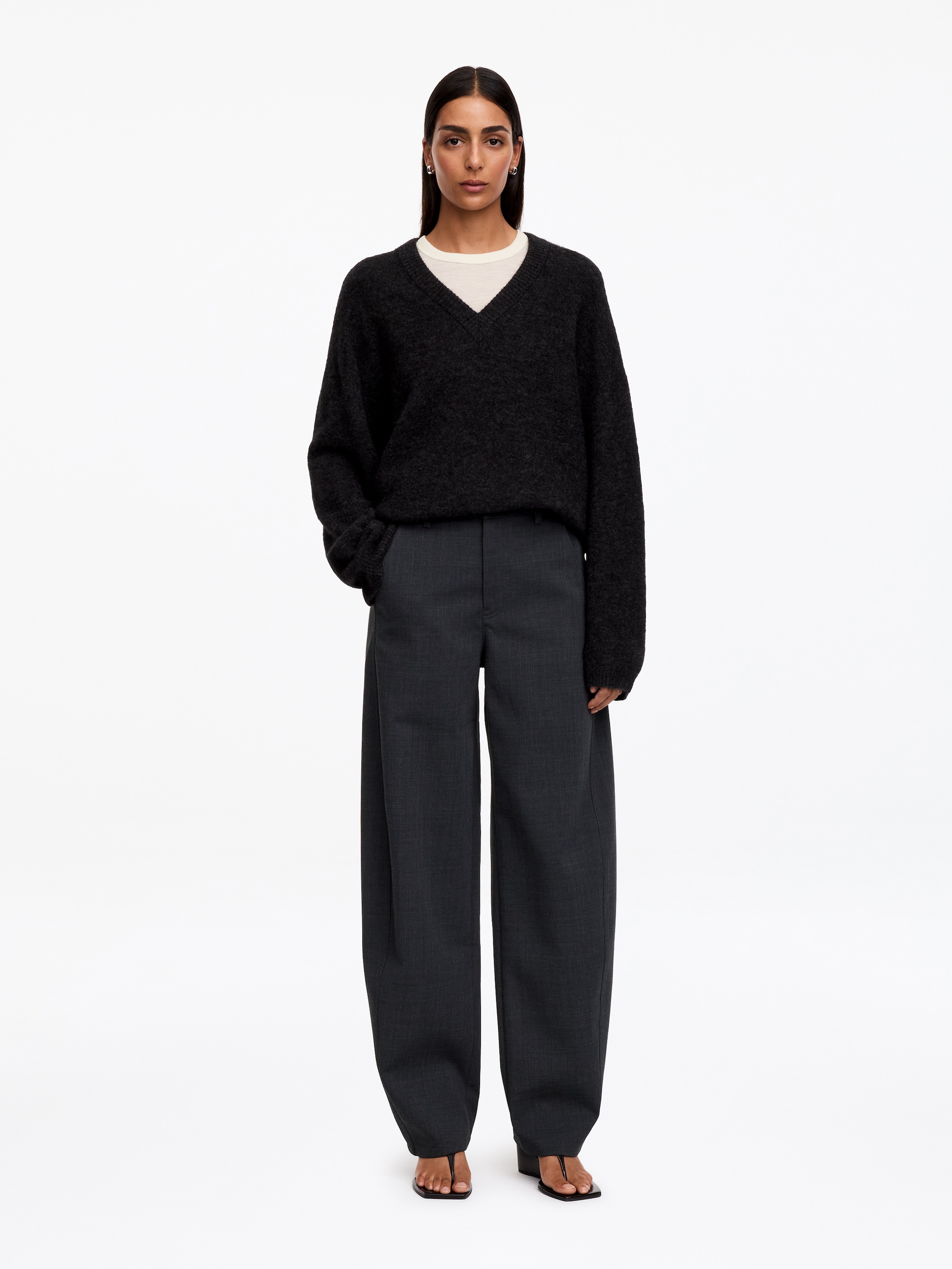 Pantaloni barrel in misto lana - Grigio scuro - Relaxed fit - women - StillMedia/Lookbook - 4