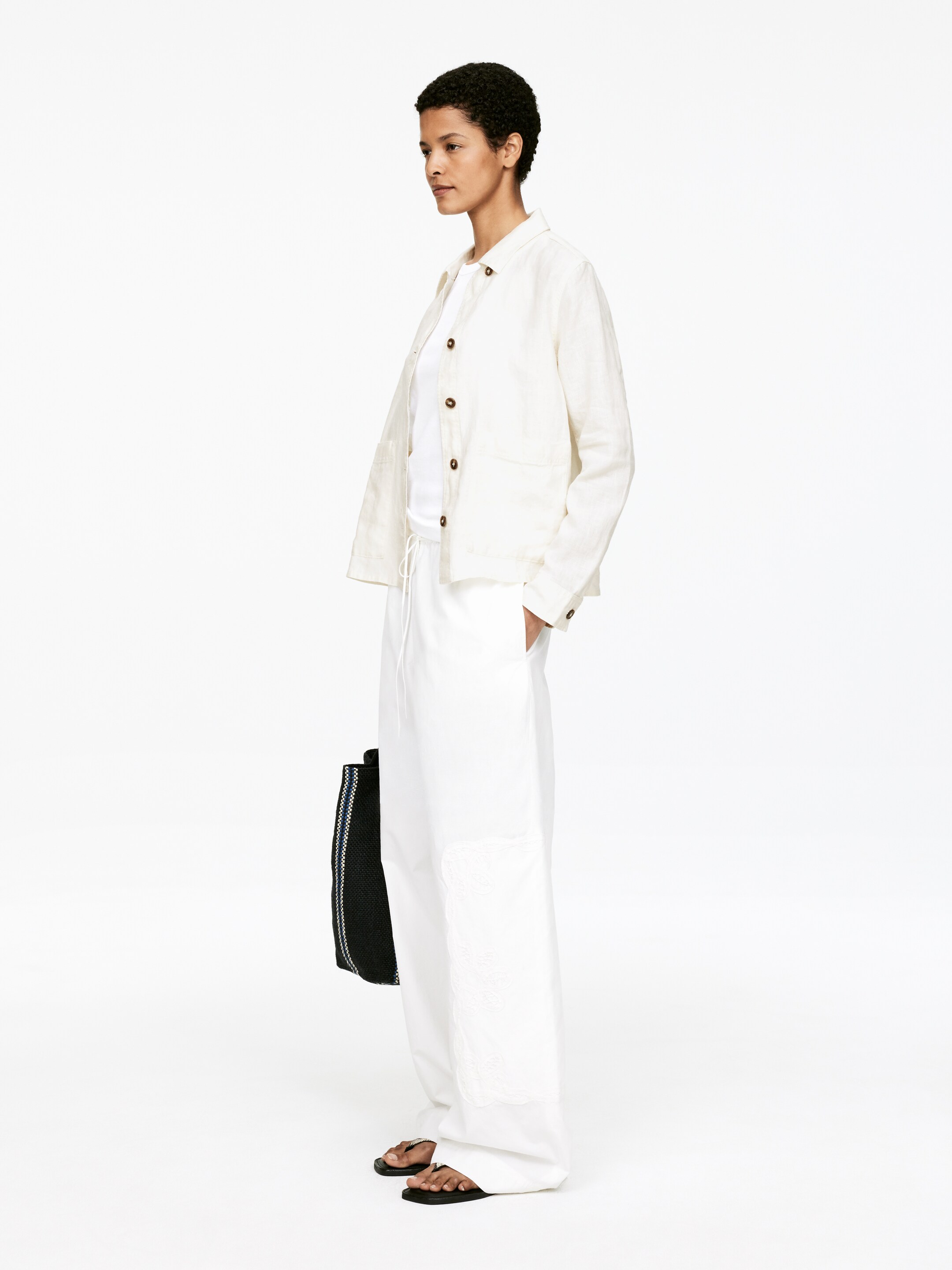 Ver imagen más grande: Sobrecamisa de lino - Blanco - MUJER | H&M ES 3