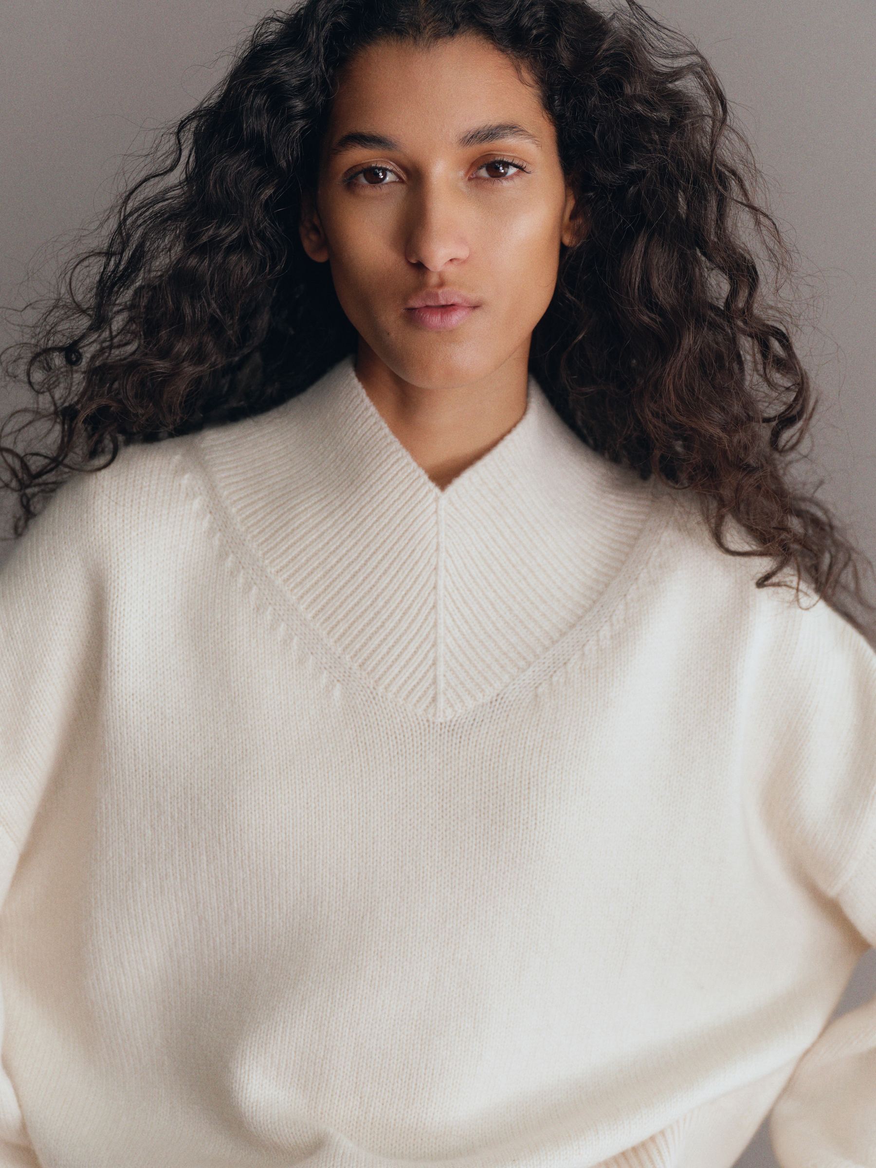 Pull en laine à col V - Blanc - Relaxed fit - Femme - StillMedia/Environmental - 1