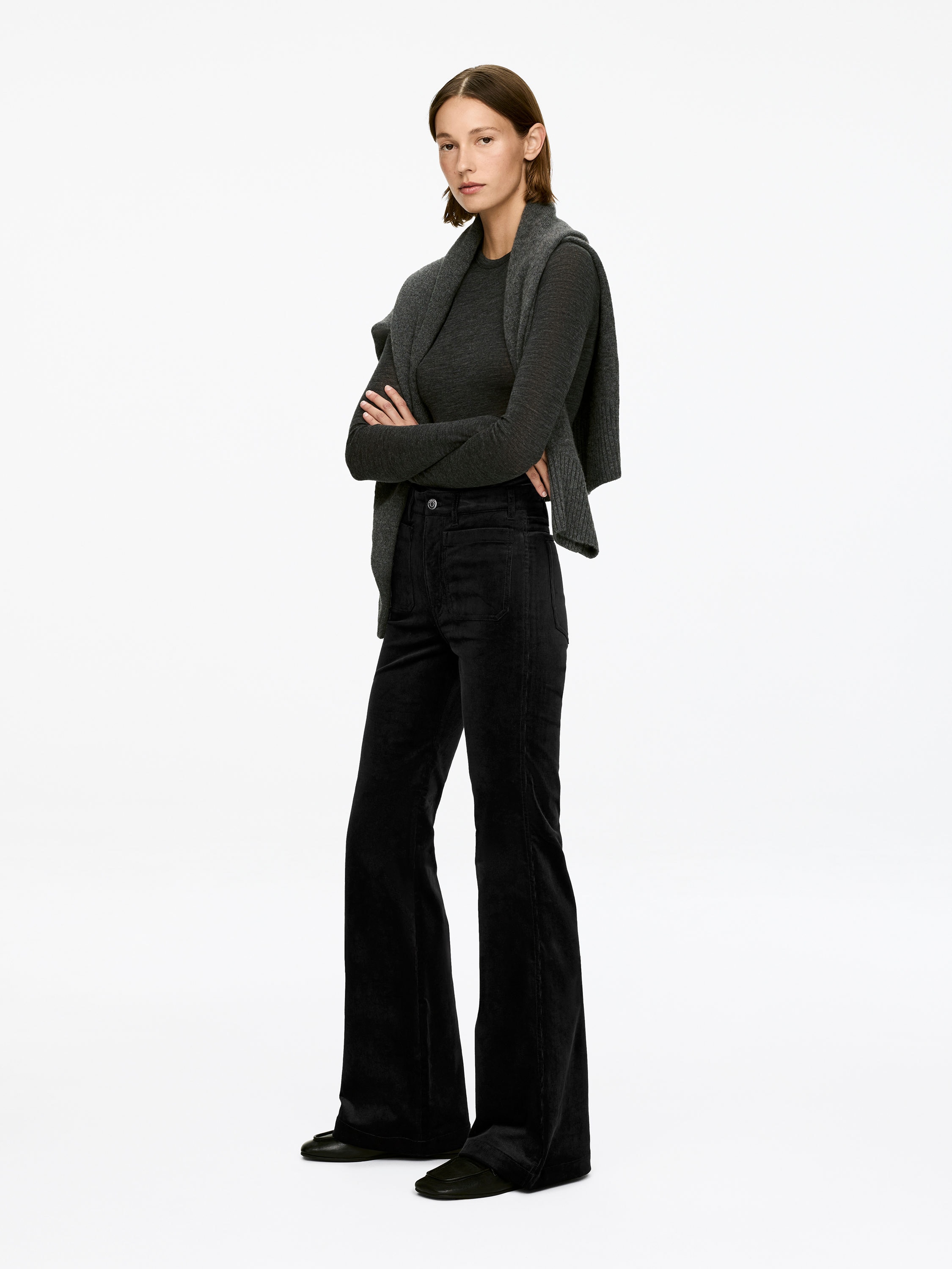 LUPINE Flared Corduroy Jeans - Black - Slim fit - Women - StillMedia/Lookbook - 4
