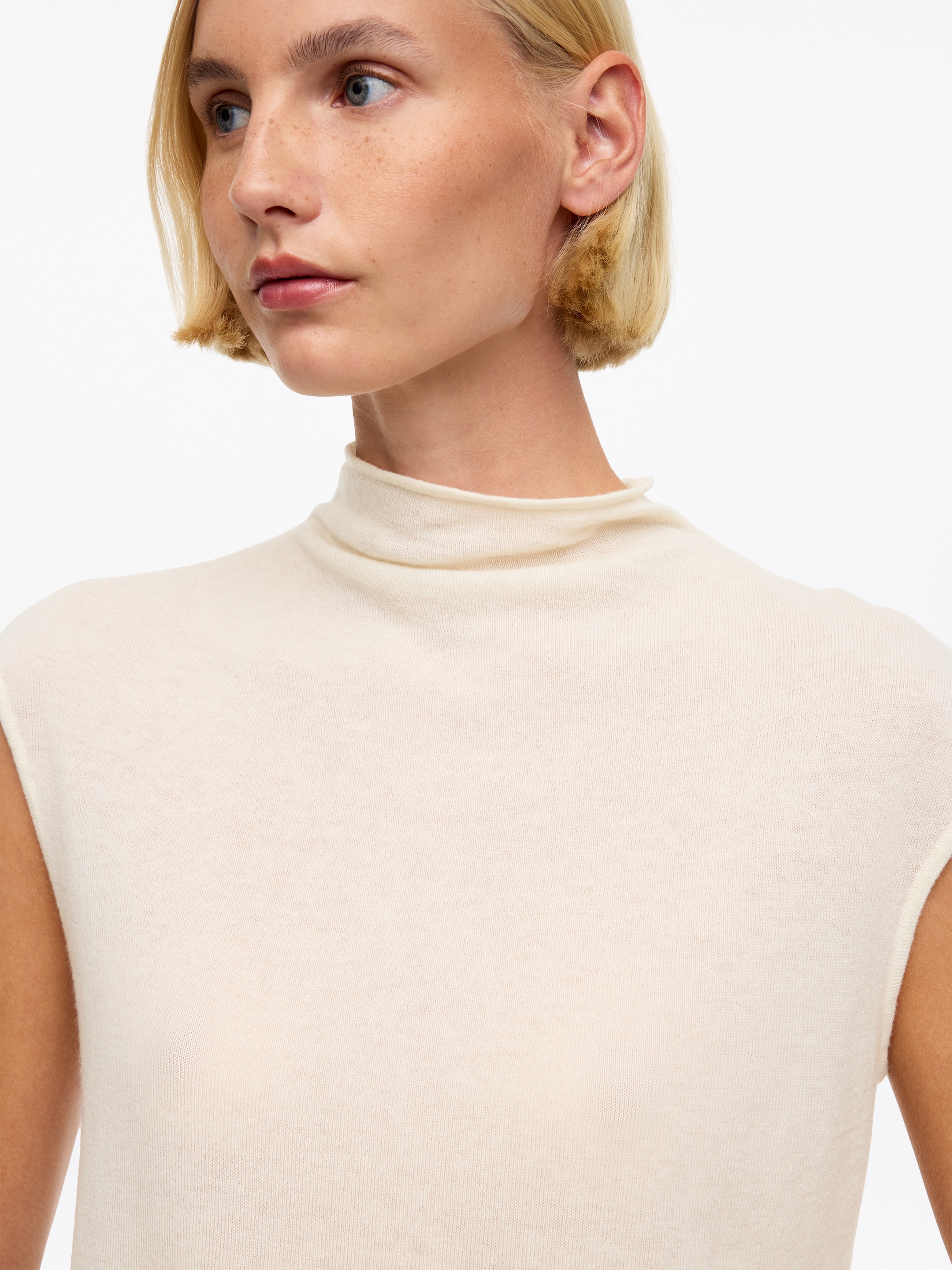 Top de cuello alto en cachemir puro - Blanco roto - Corte ajustado - women - StillMedia/Lookbook - 5