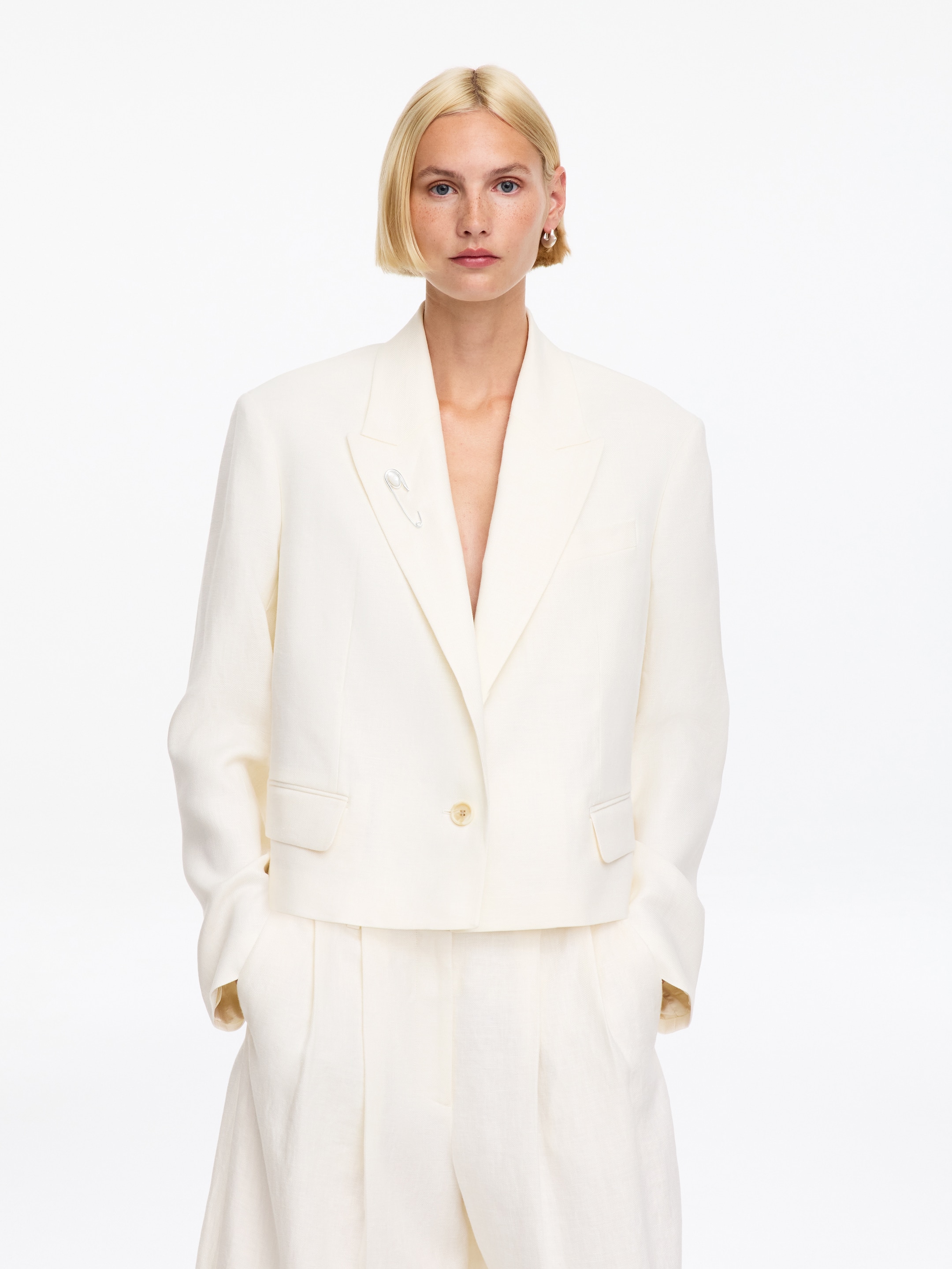 Pearl Pin Brooch - Silver - Women - StillMedia/Lookbook - 3