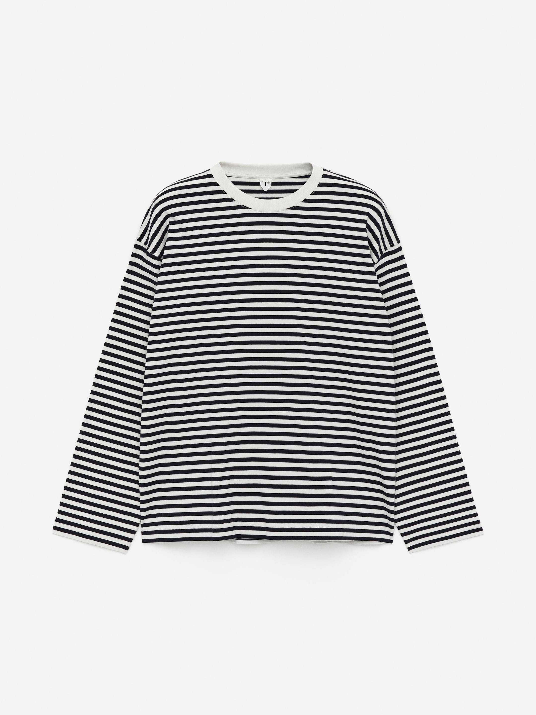 Striped T-Shirt - White/Blue - Loose fit - Men - StillMedia/DescriptiveStillLife - 16