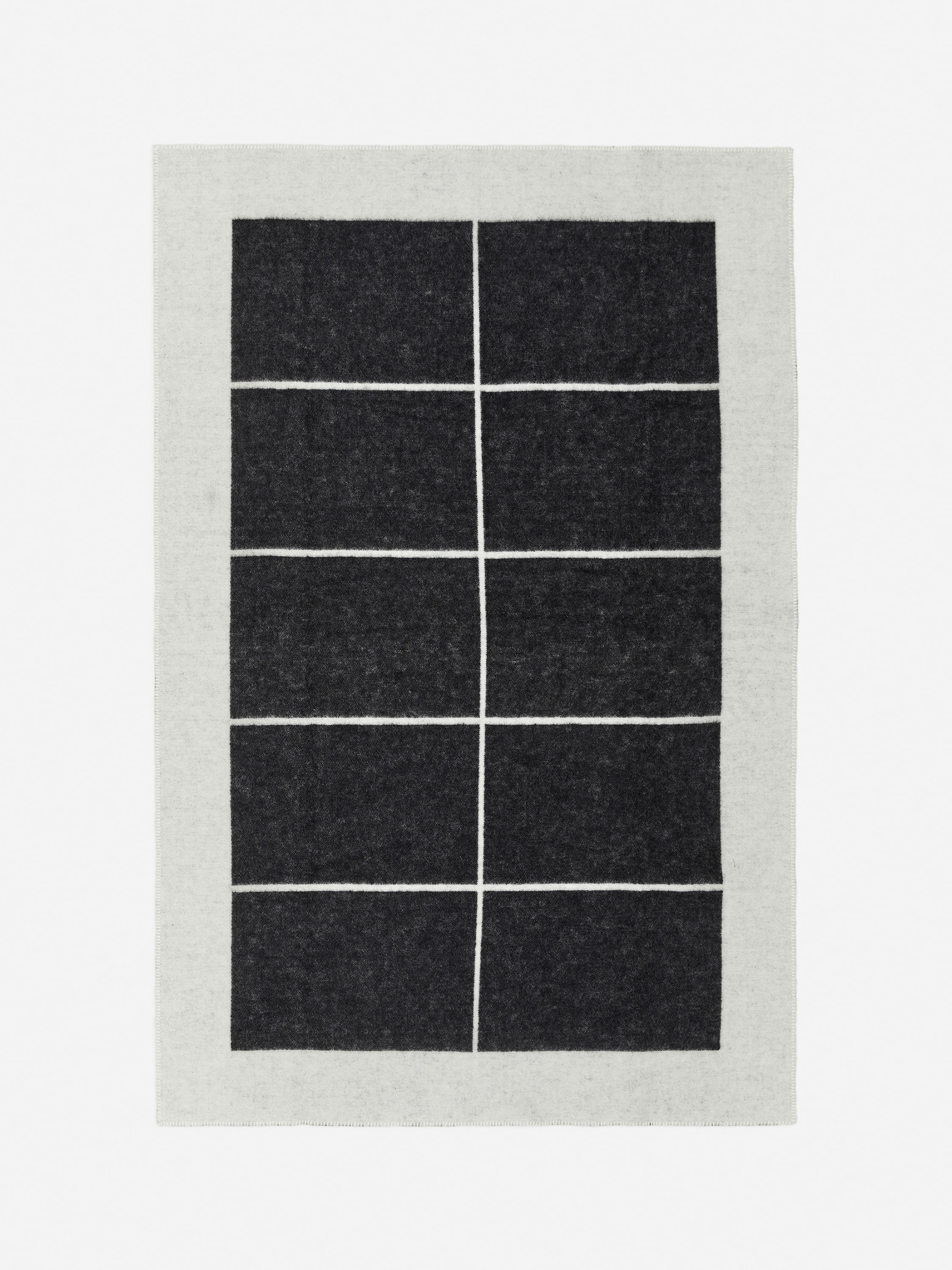 Klippan Wool Blanket – Black/Off White – Homeware – ARKET WW