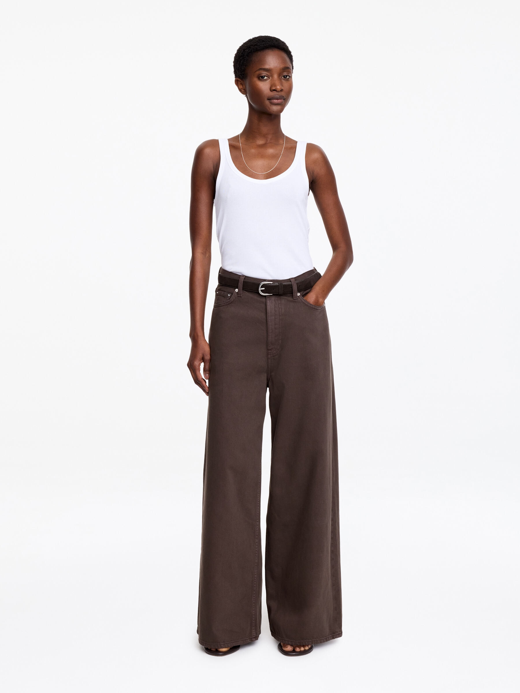 Jean large oversize CEDAR-#3C2A2B-19311