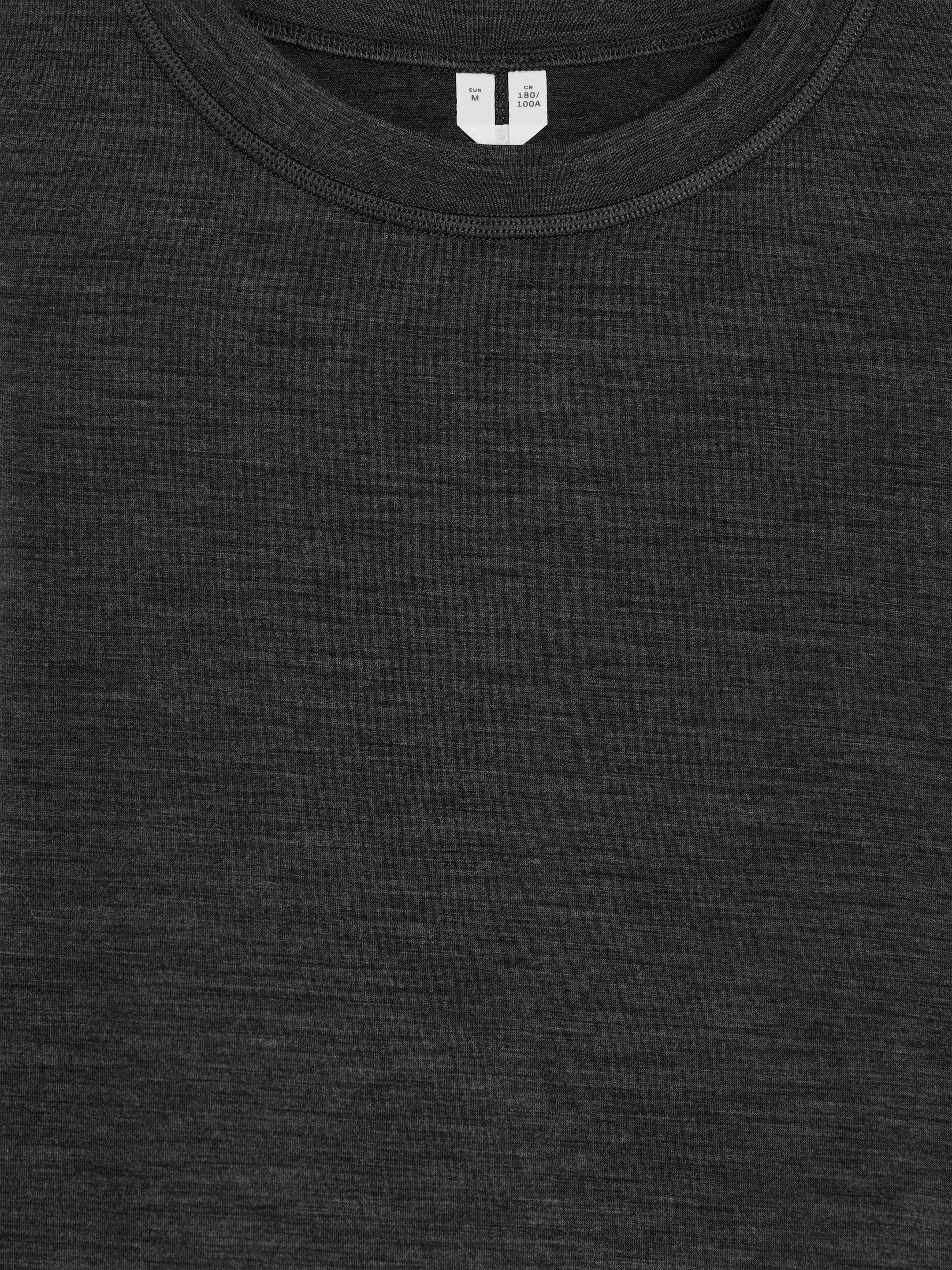 T-shirt i merinoullsblandning - Mörkgrå - Regular fit - Men - StillMedia/DescriptiveDetail - 1