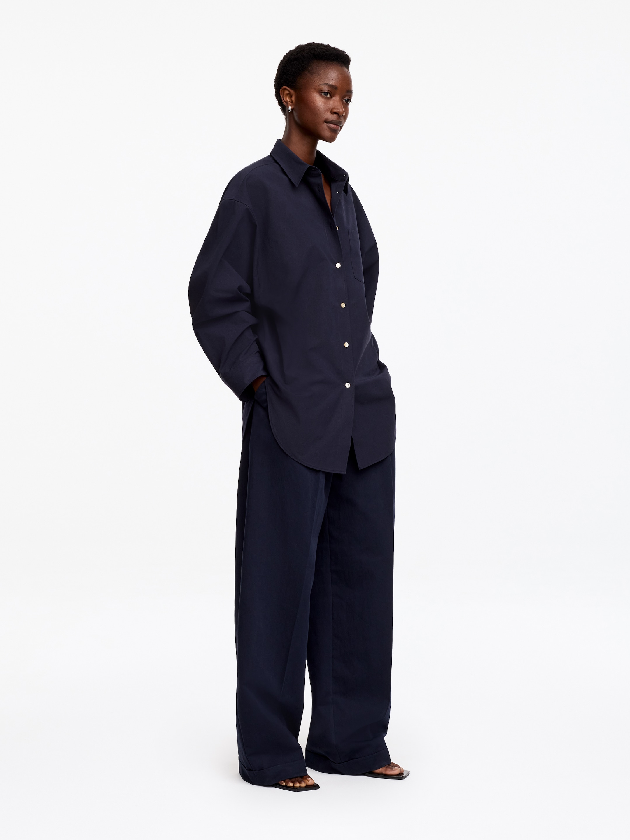 Camisa con mangas murciélago - Azul oscuro - Oversized - women - StillMedia/Lookbook - 2