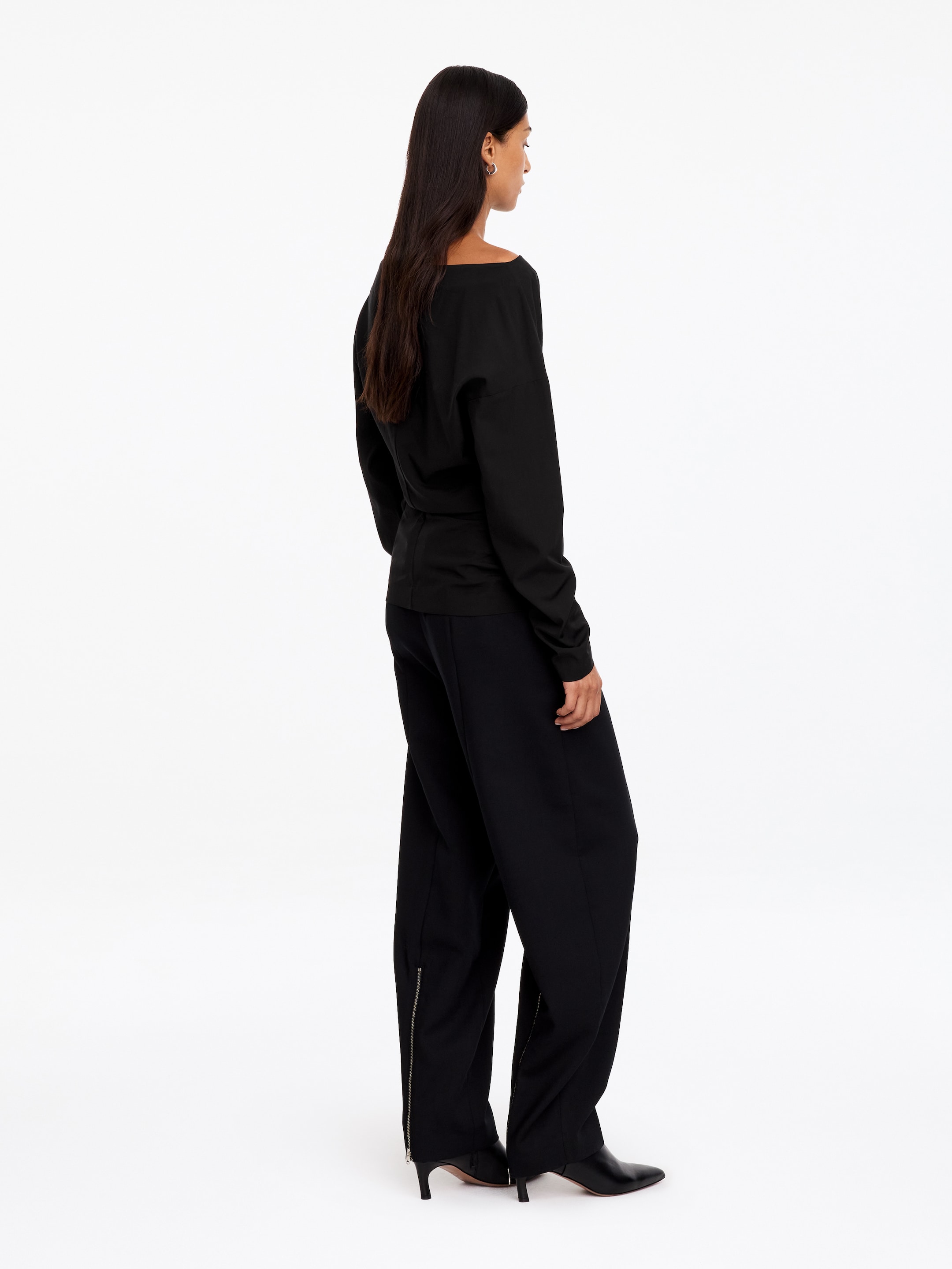 Top con hombros descubiertos - Negro - Corte estándar - women - StillMedia/Lookbook - 4