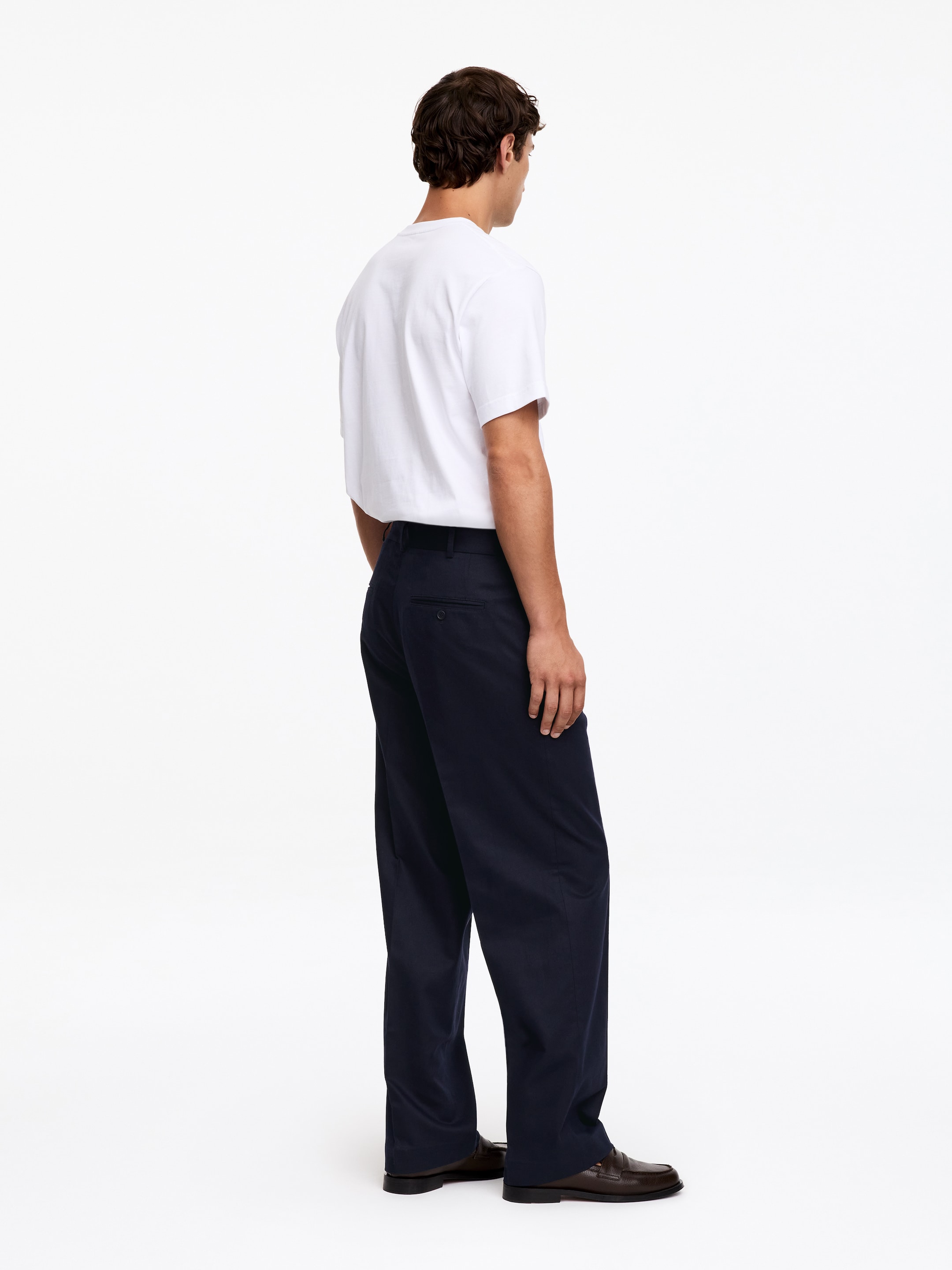 Wide Cotton Linen Trousers - Dark Blue - Regular fit - Men - StillMedia/Lookbook - 4