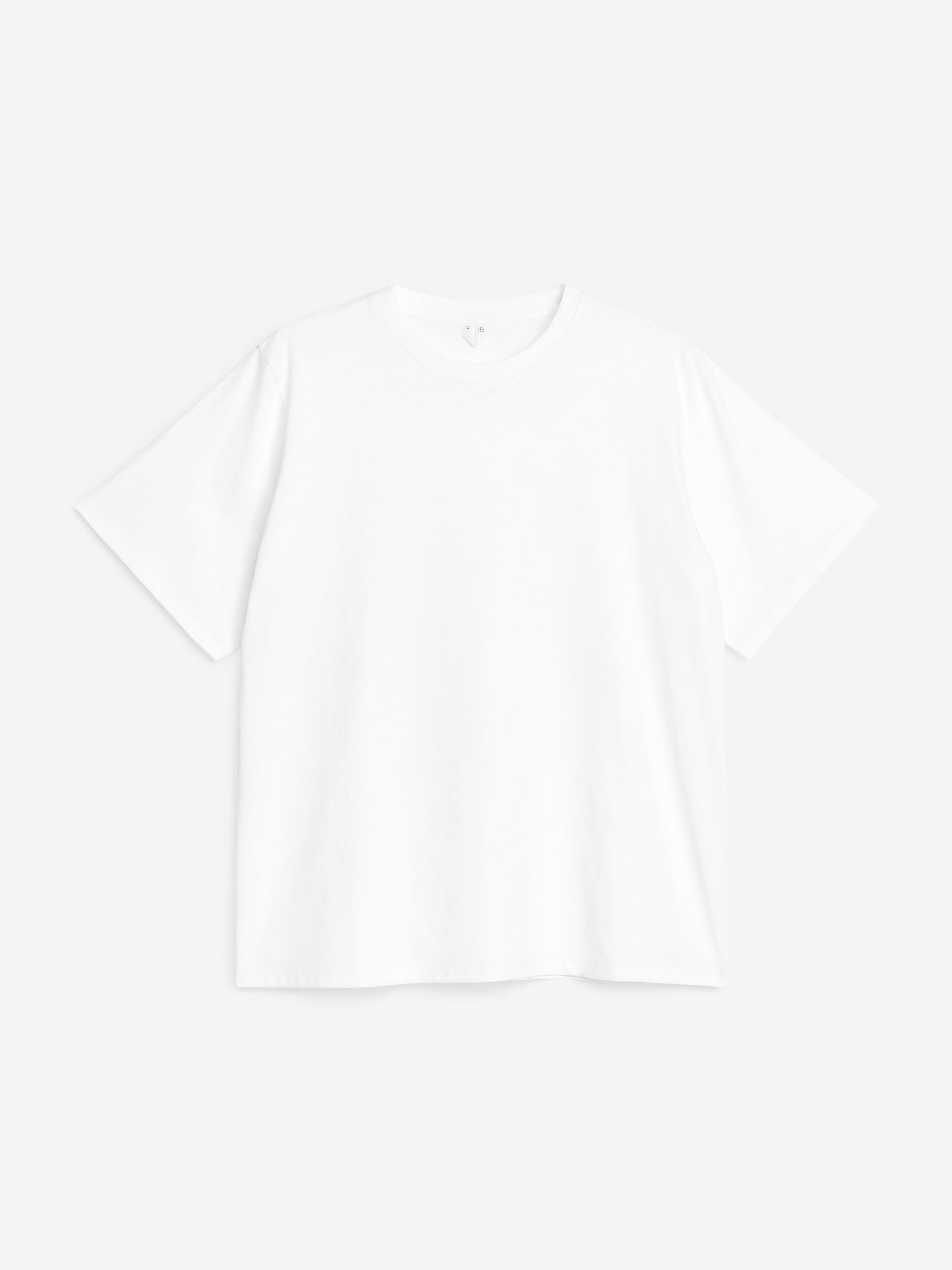 Oversized T-Shirt - White - Oversized - Women - StillMedia/DescriptiveStillLife - 1