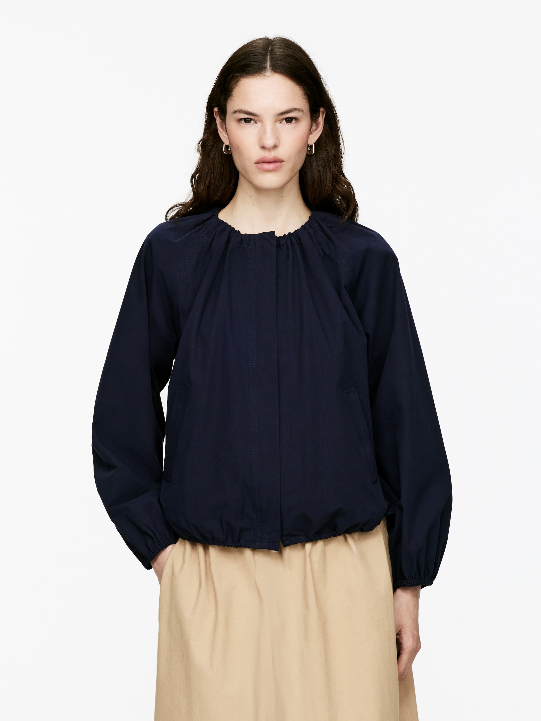 Größeres Bild ansehen: Jacke mit Bubble-Saum - Dunkelblau - Ladies | H&M DE 3