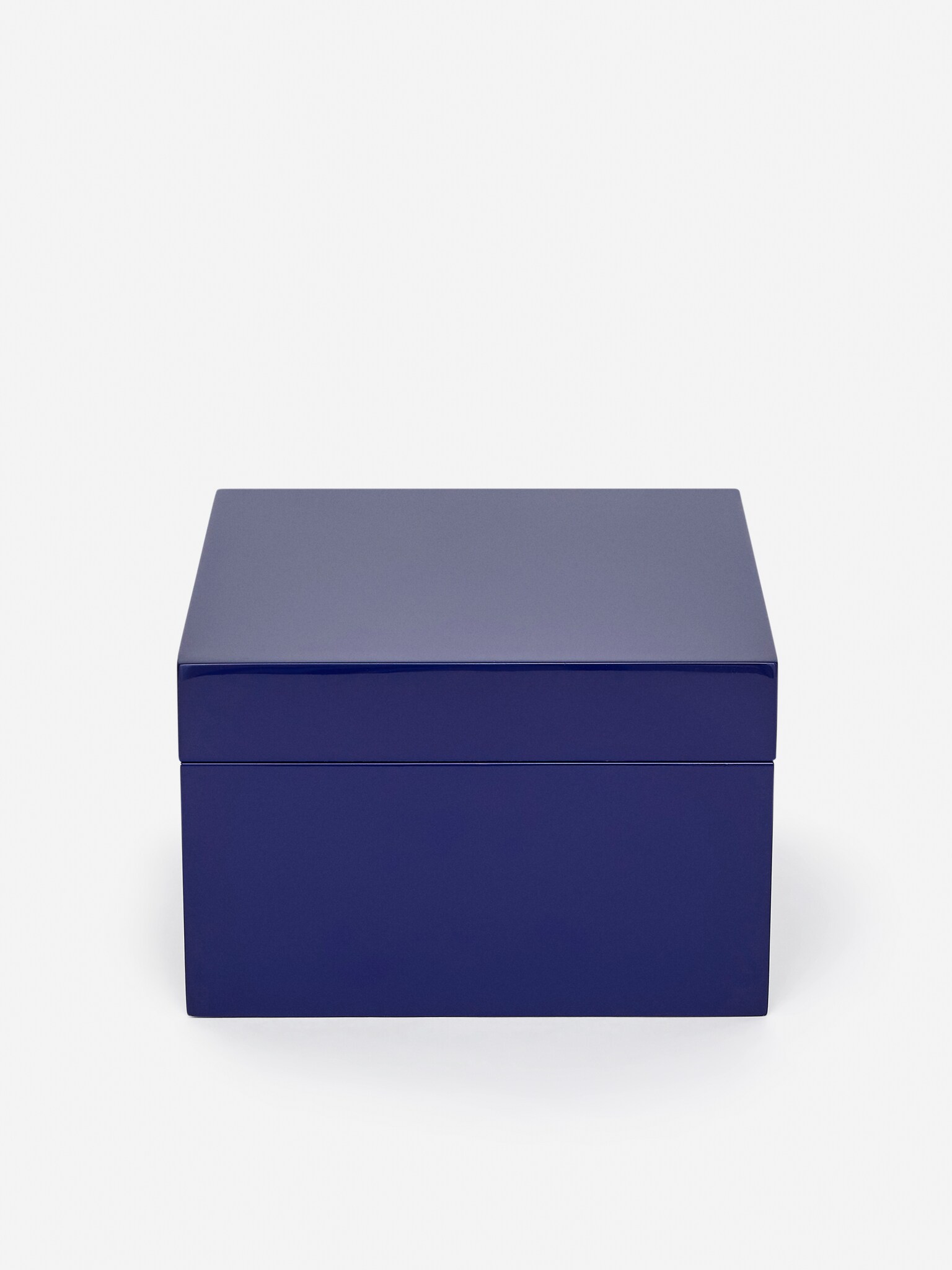 Lacquered Box 17 x 17 cm - Bright Blue/Red - 3