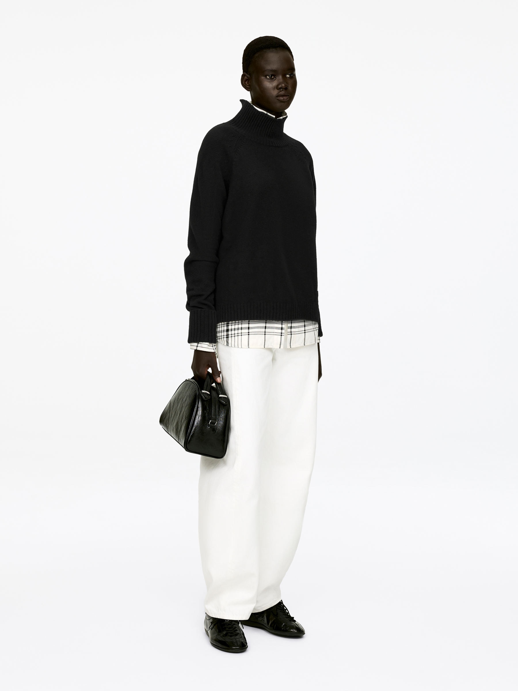 Polotröja i ull - Svart - Regular fit - Women - StillMedia/Lookbook - 4